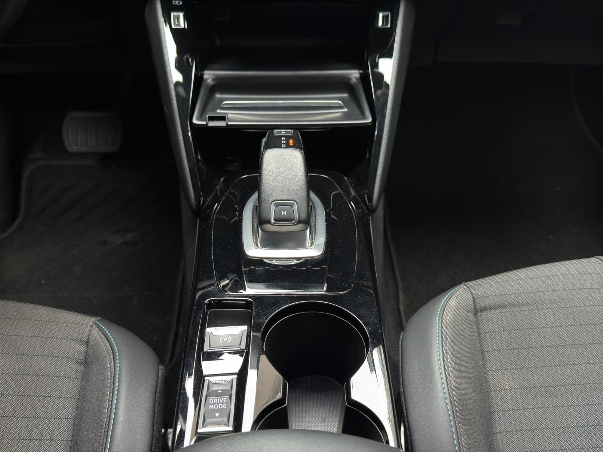 listing desktop thumbnail image 12