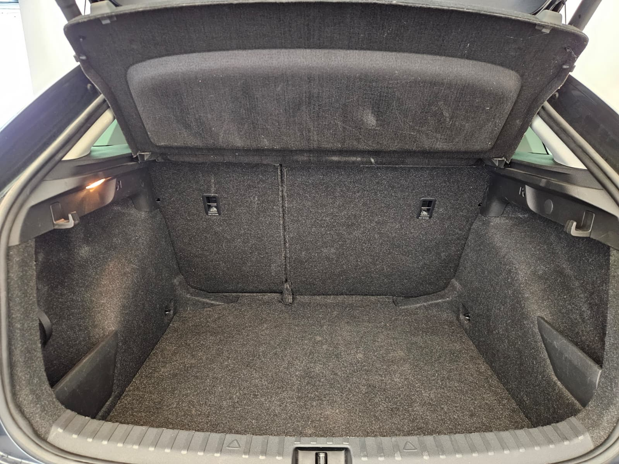 listing desktop thumbnail image 15