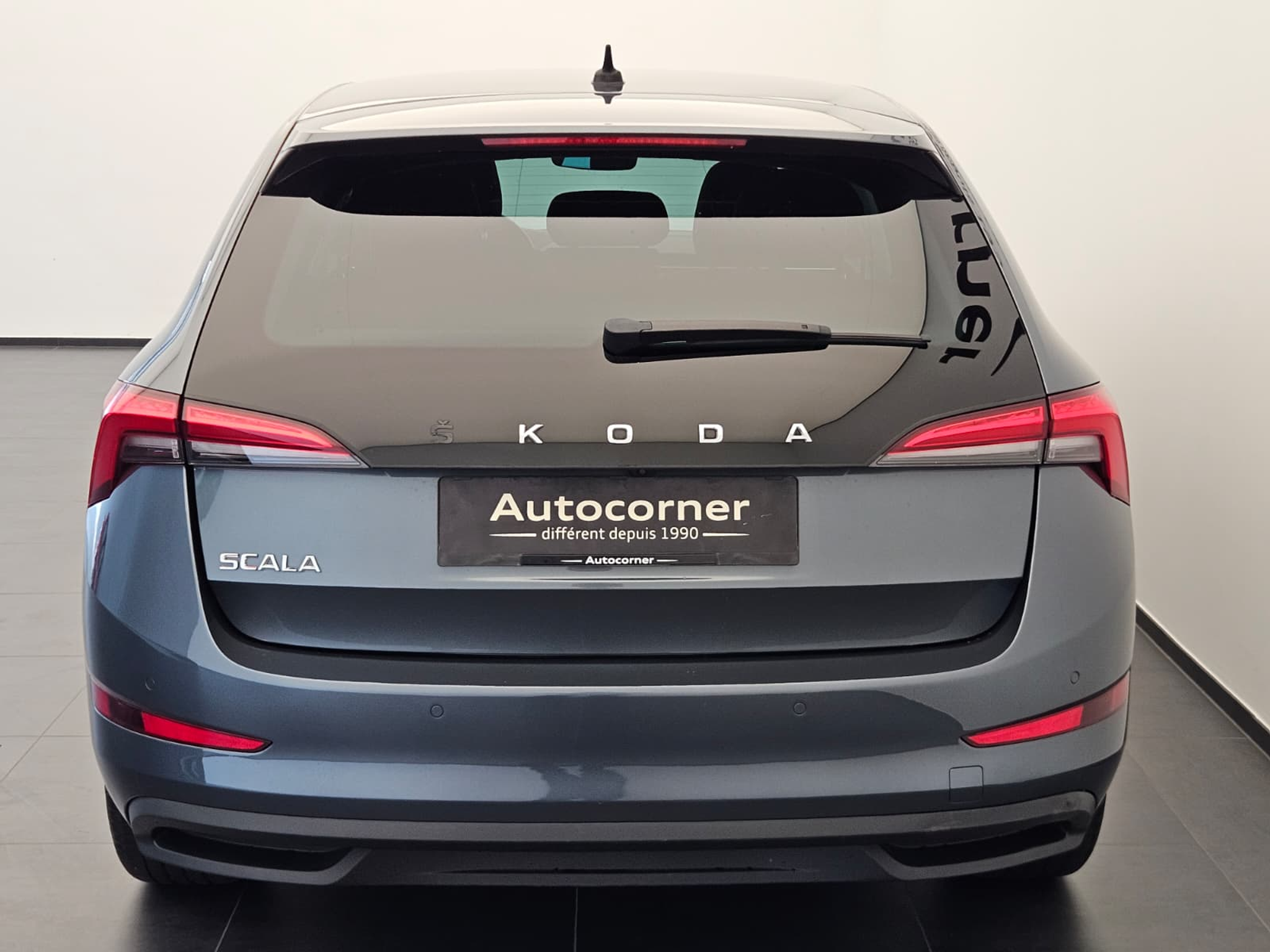 listing desktop thumbnail image 7