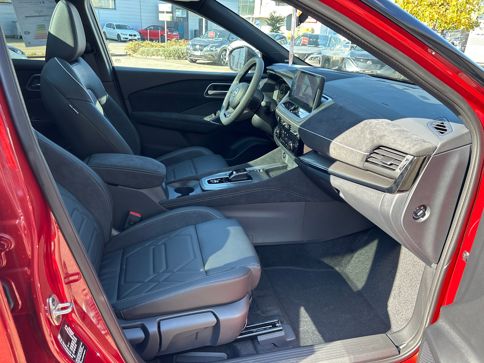 listing desktop thumbnail image 13