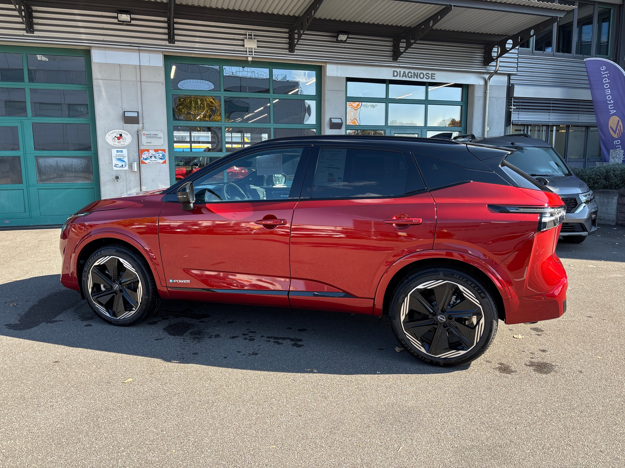 listing desktop thumbnail image 8