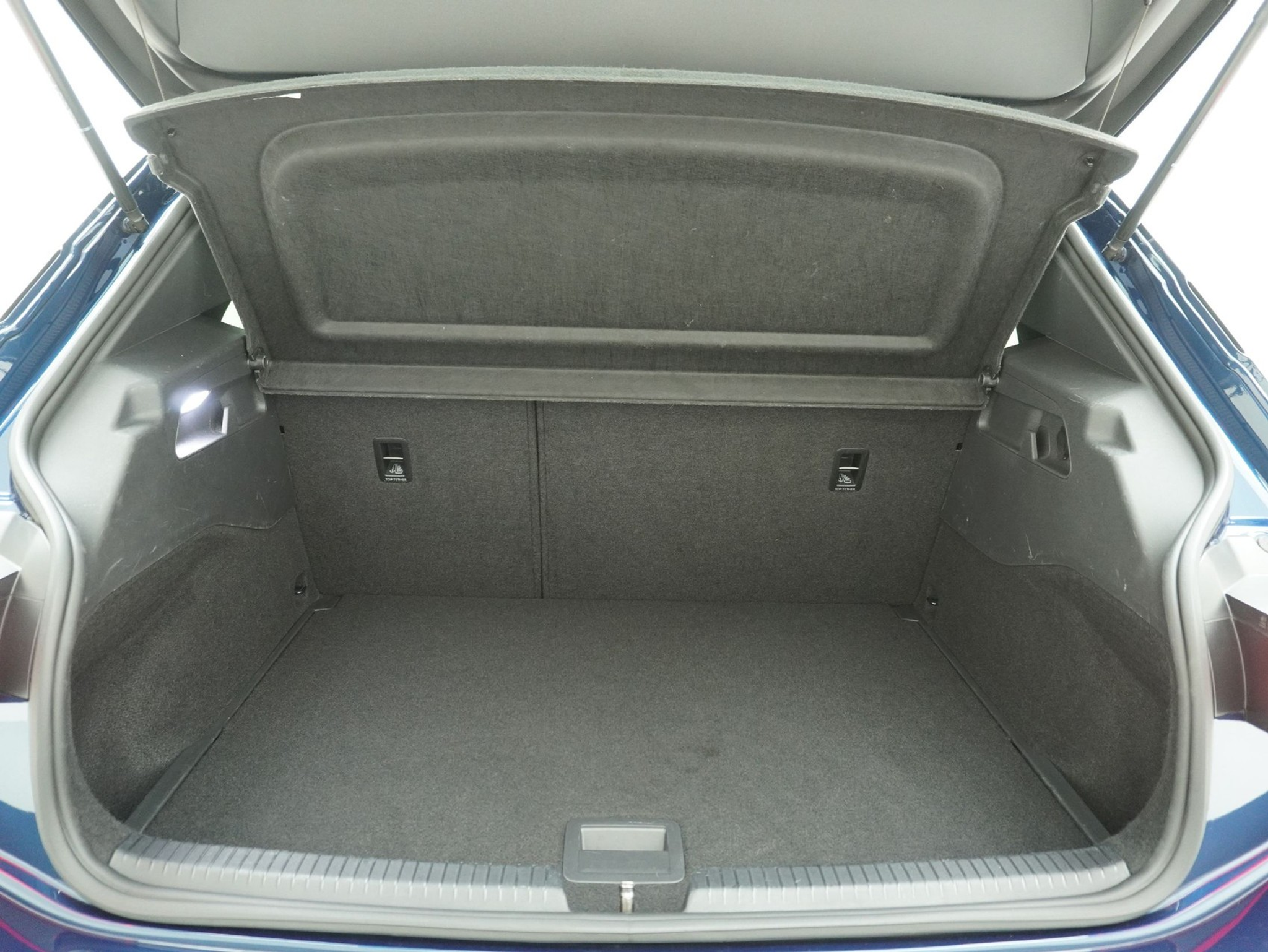 listing desktop thumbnail image 12