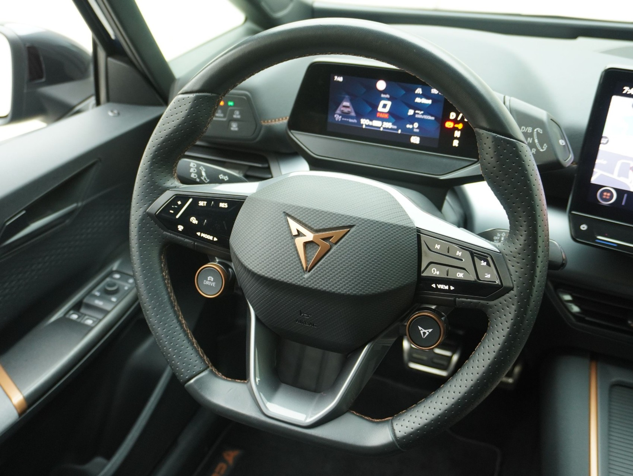 listing desktop thumbnail image 10