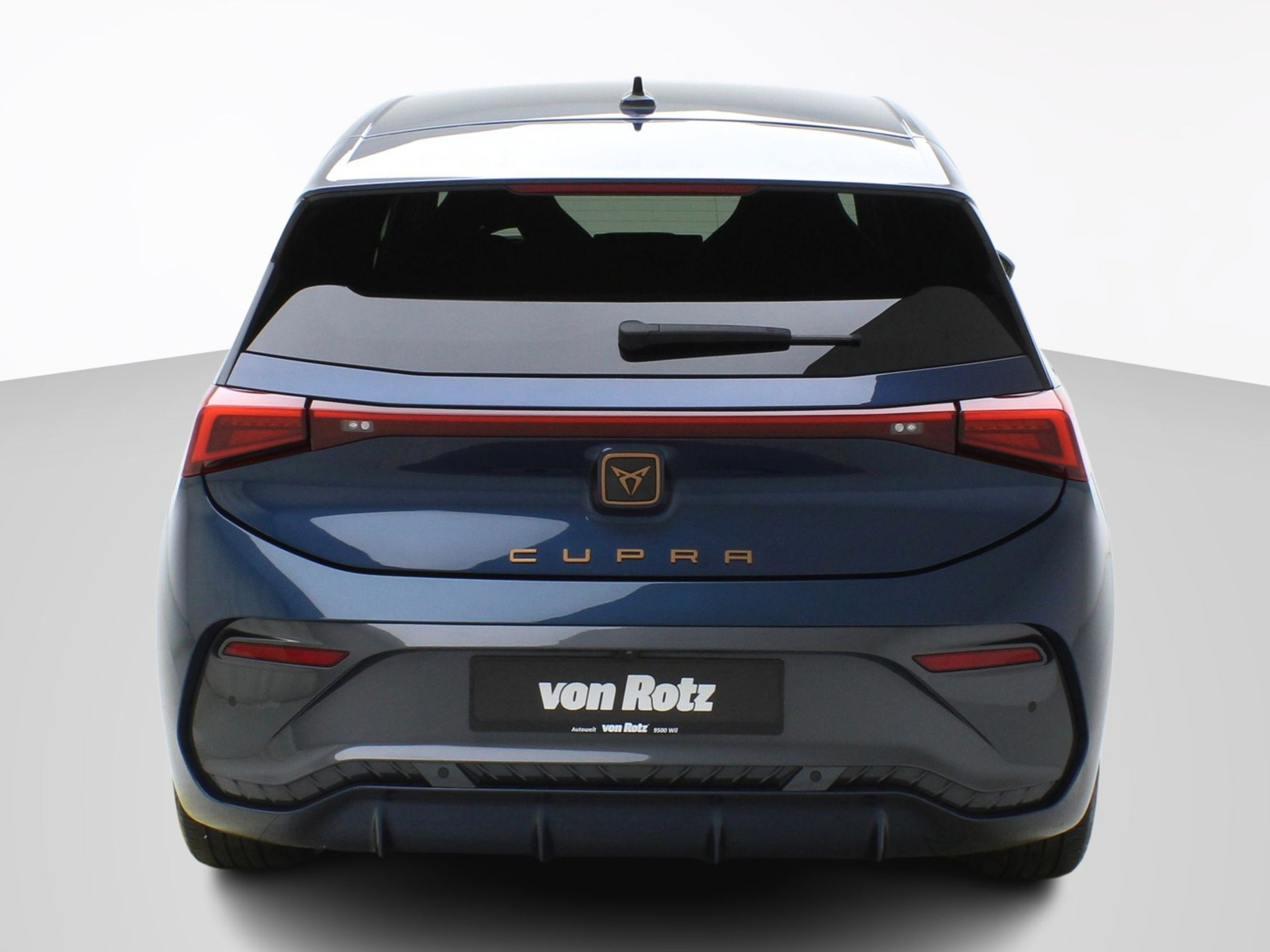 listing desktop thumbnail image 3