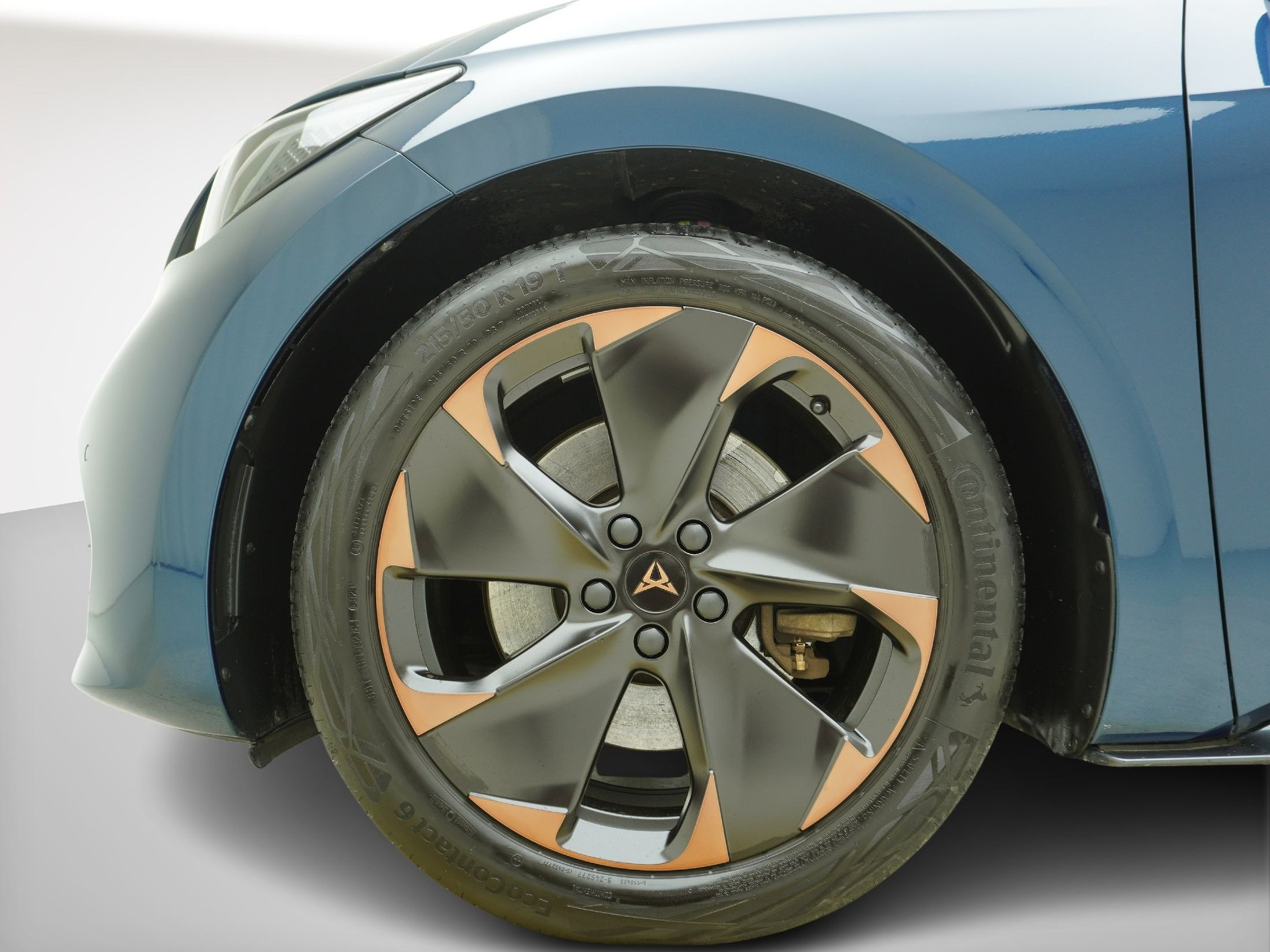 listing desktop thumbnail image 6