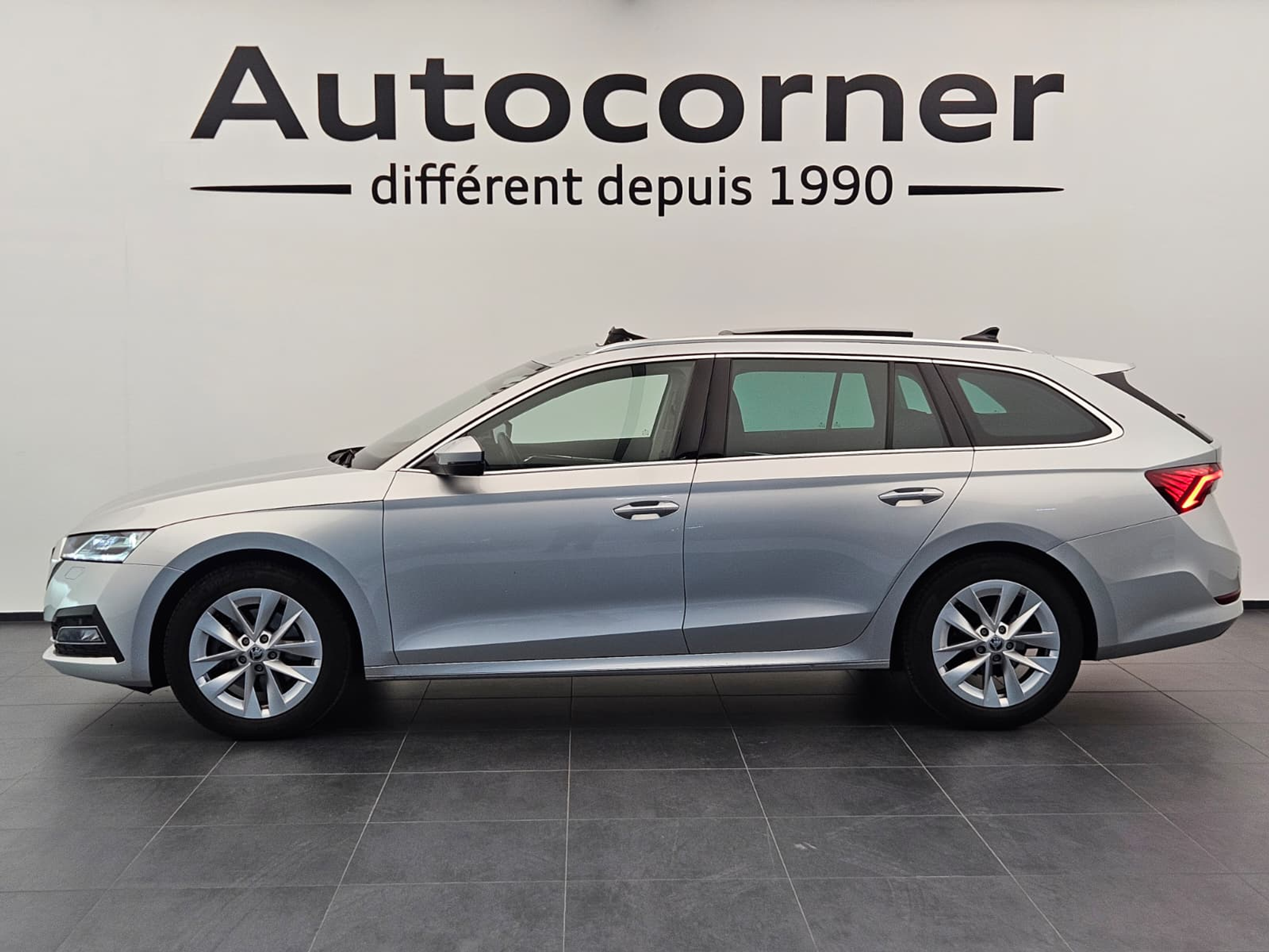 listing desktop thumbnail image 1