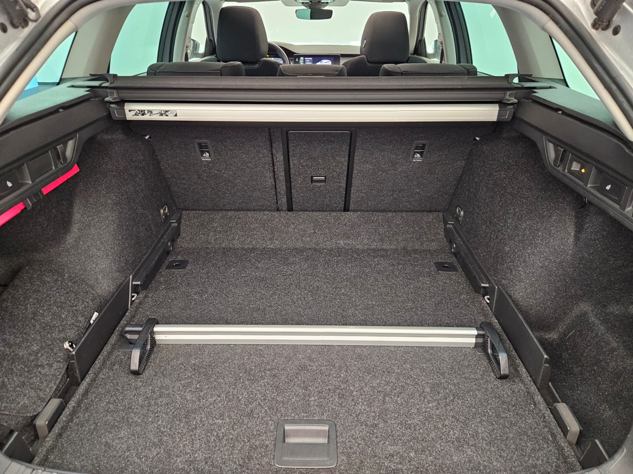 listing desktop thumbnail image 14