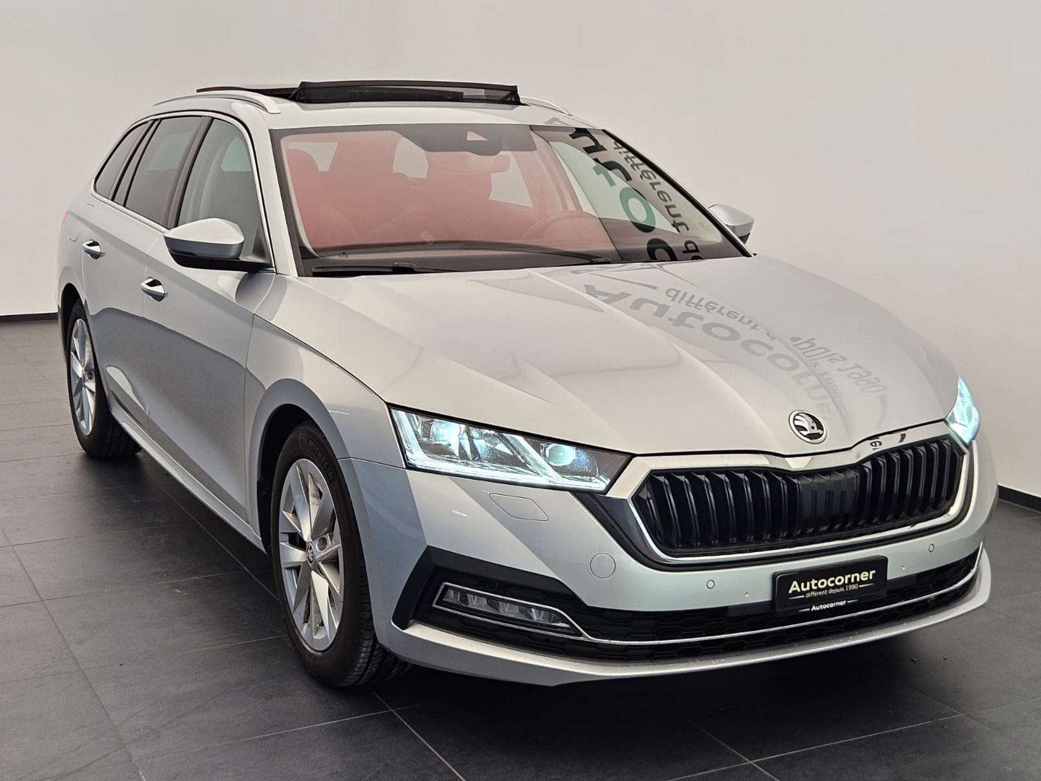 listing desktop thumbnail image 4