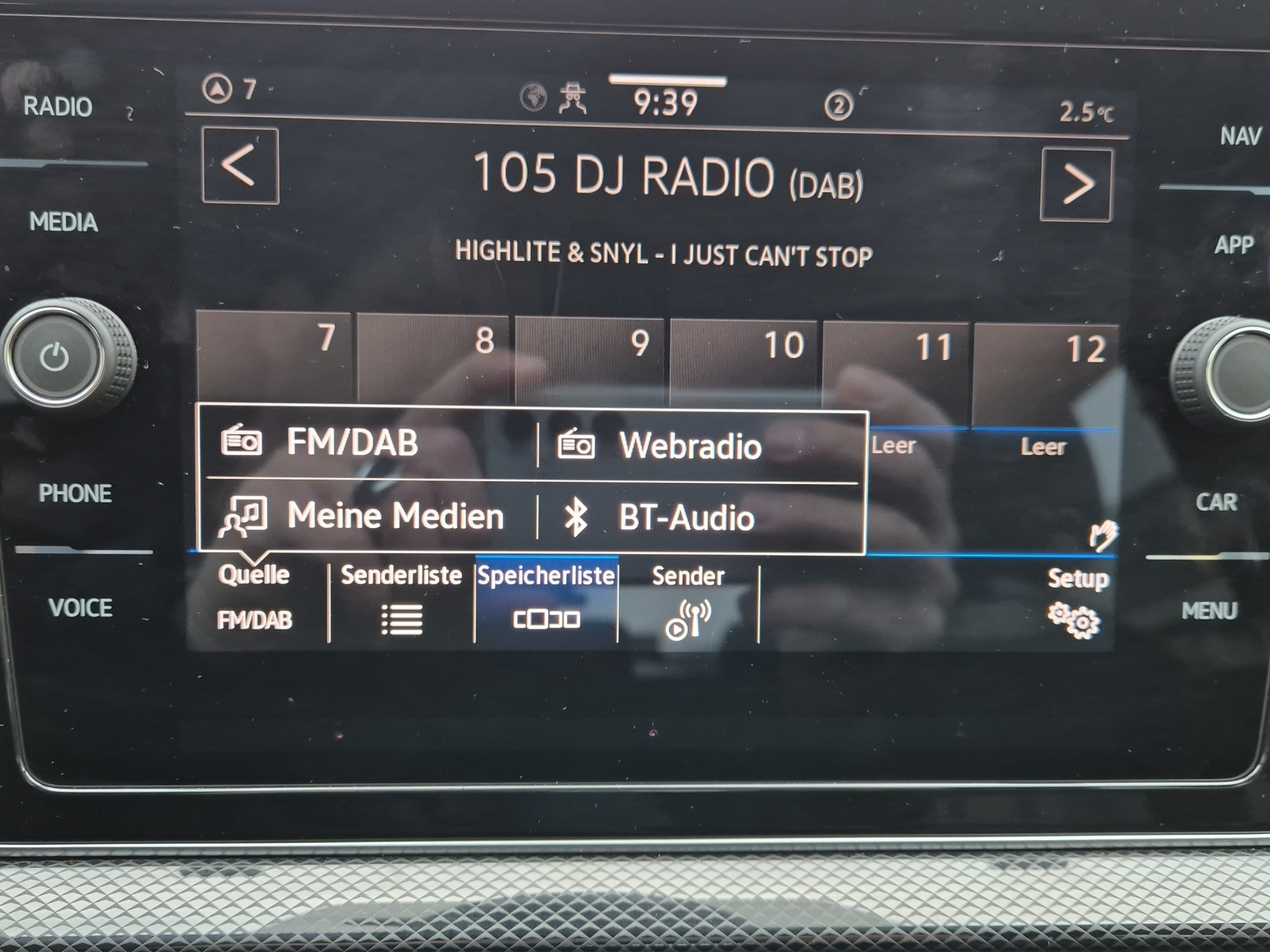 listing desktop thumbnail image 19