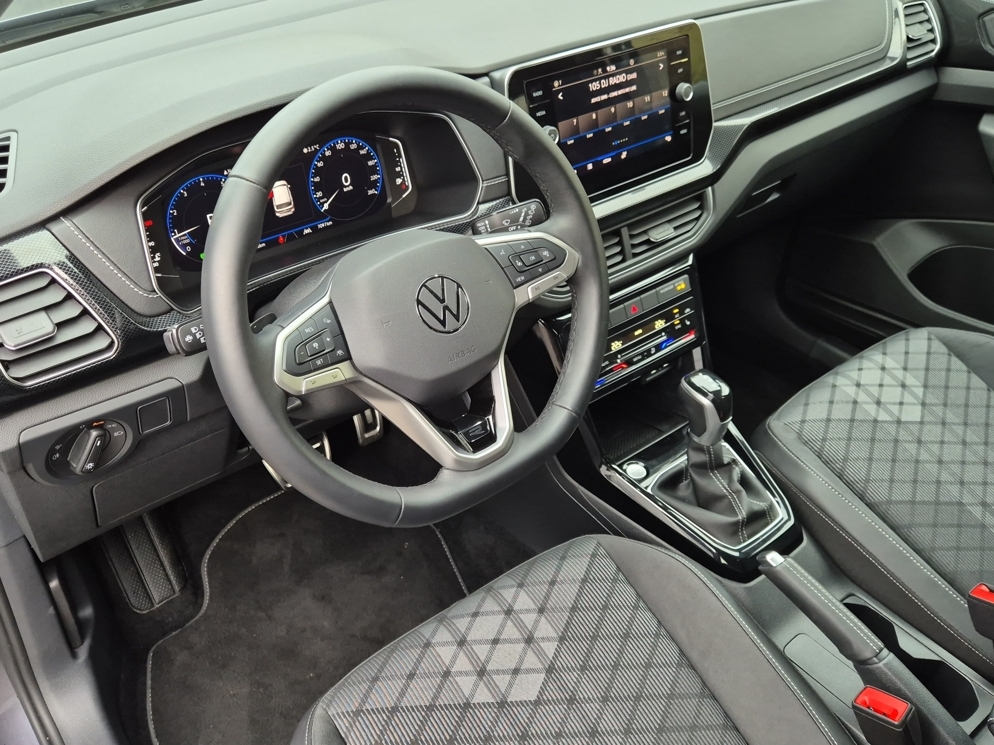 listing desktop thumbnail image 9