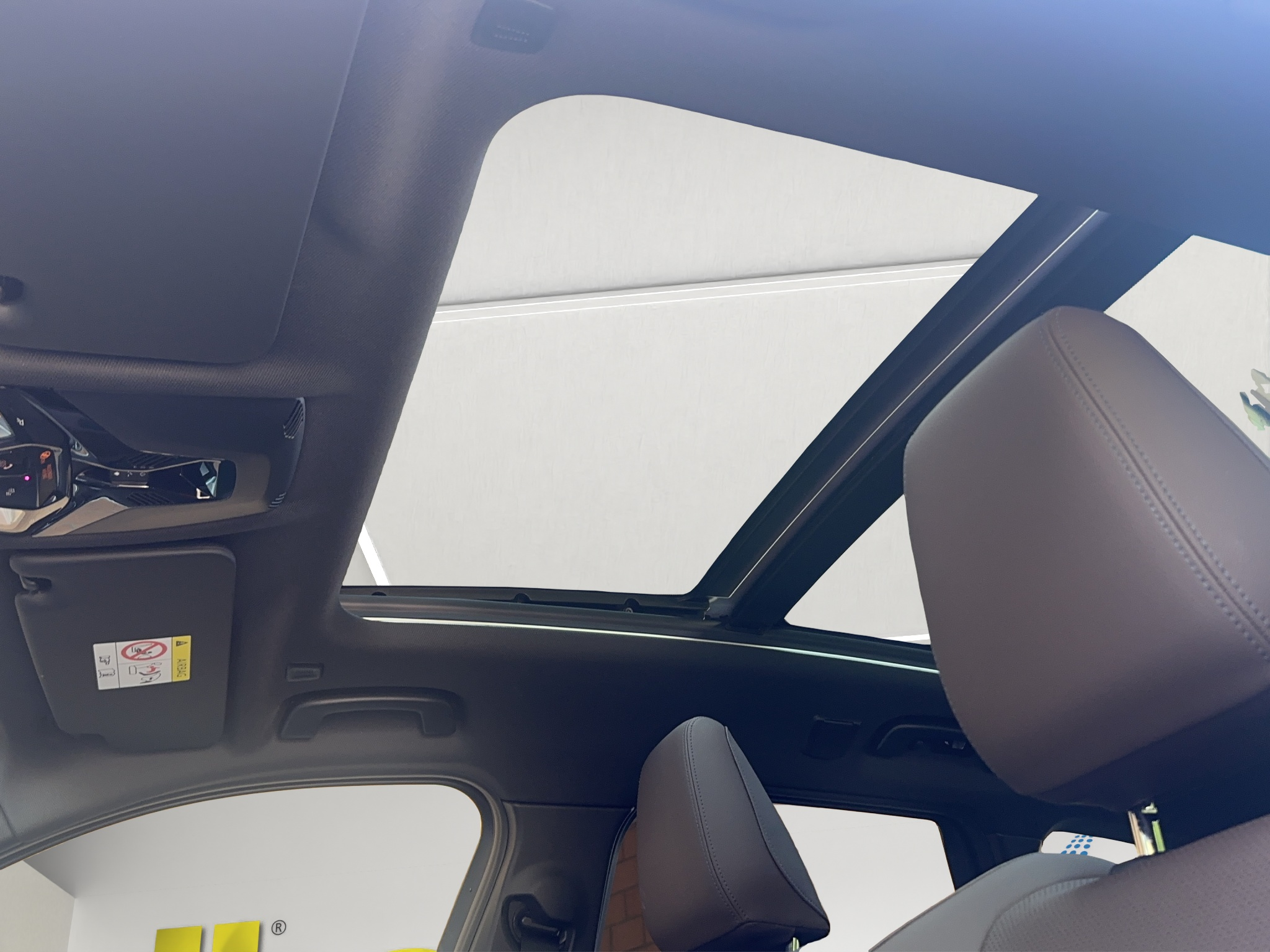 listing desktop thumbnail image 14