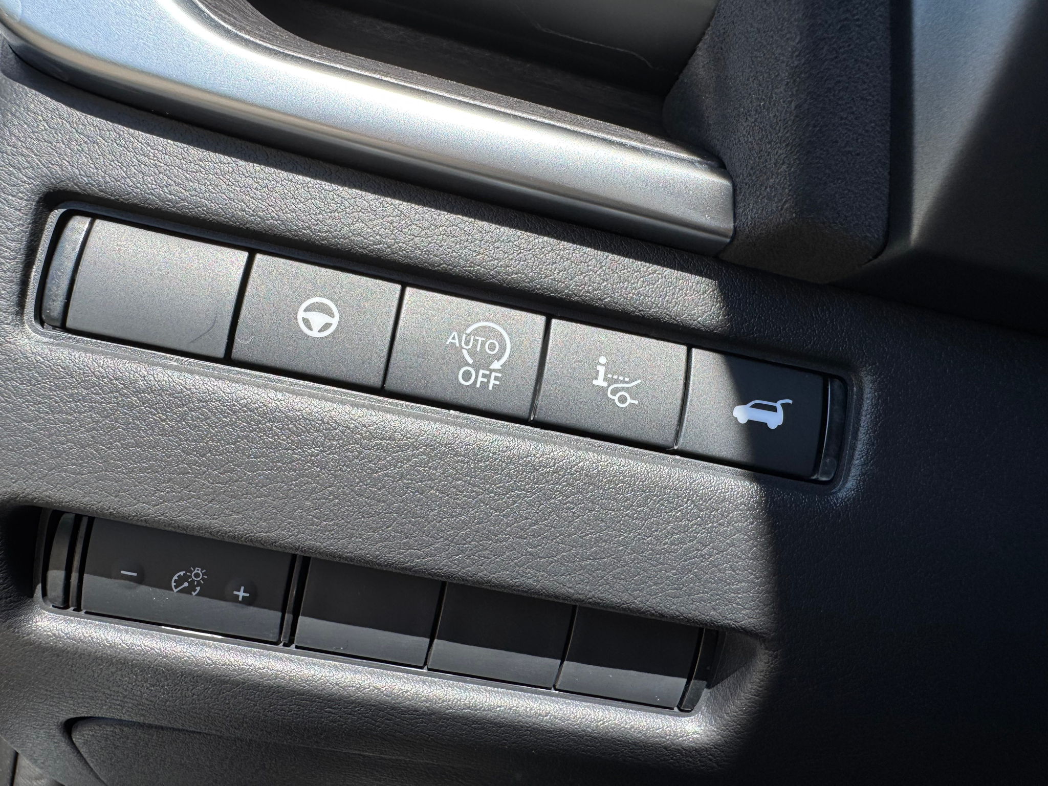 listing desktop thumbnail image 17