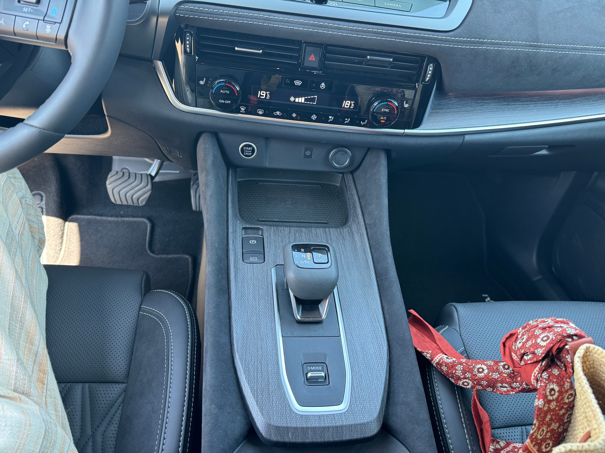 listing desktop thumbnail image 19