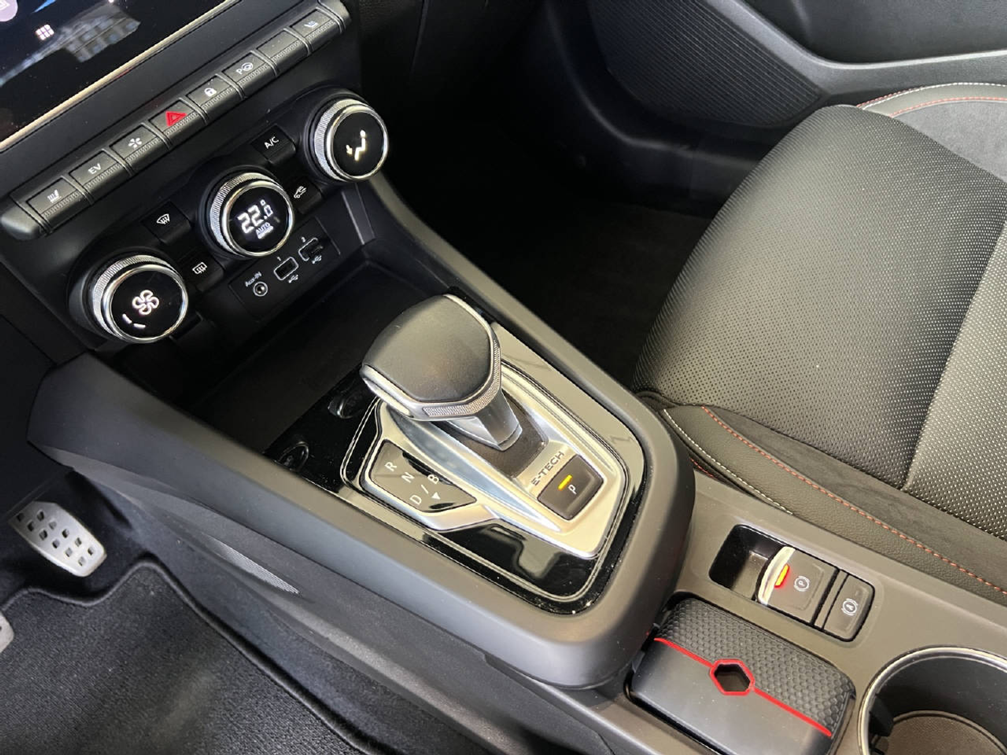 listing desktop thumbnail image 16