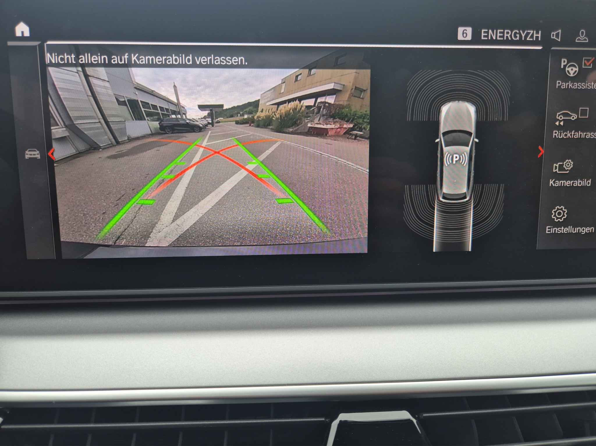 listing desktop thumbnail image 18