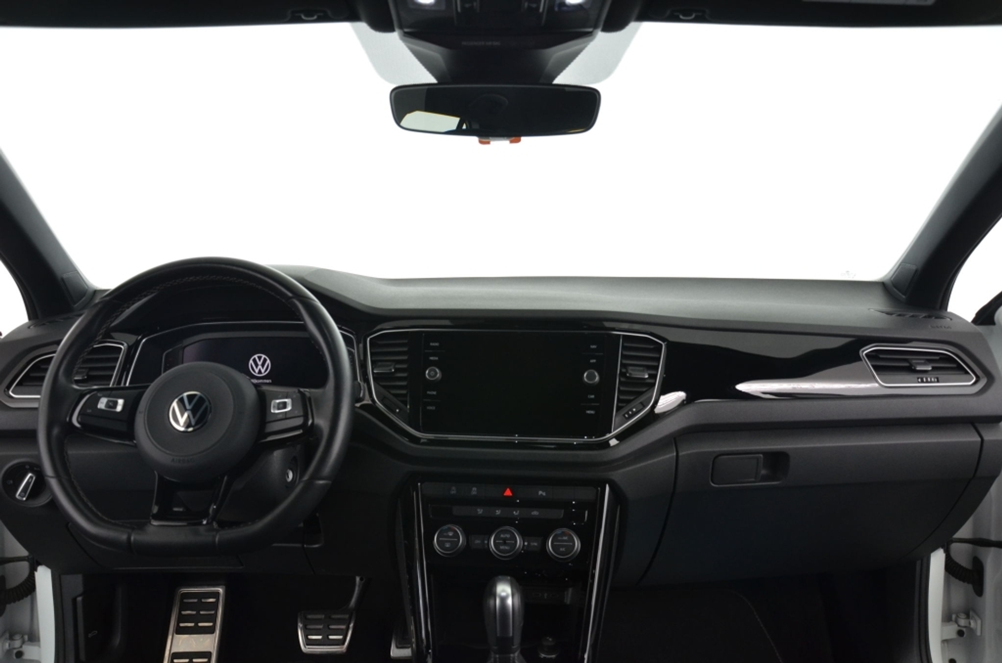 listing desktop thumbnail image 11