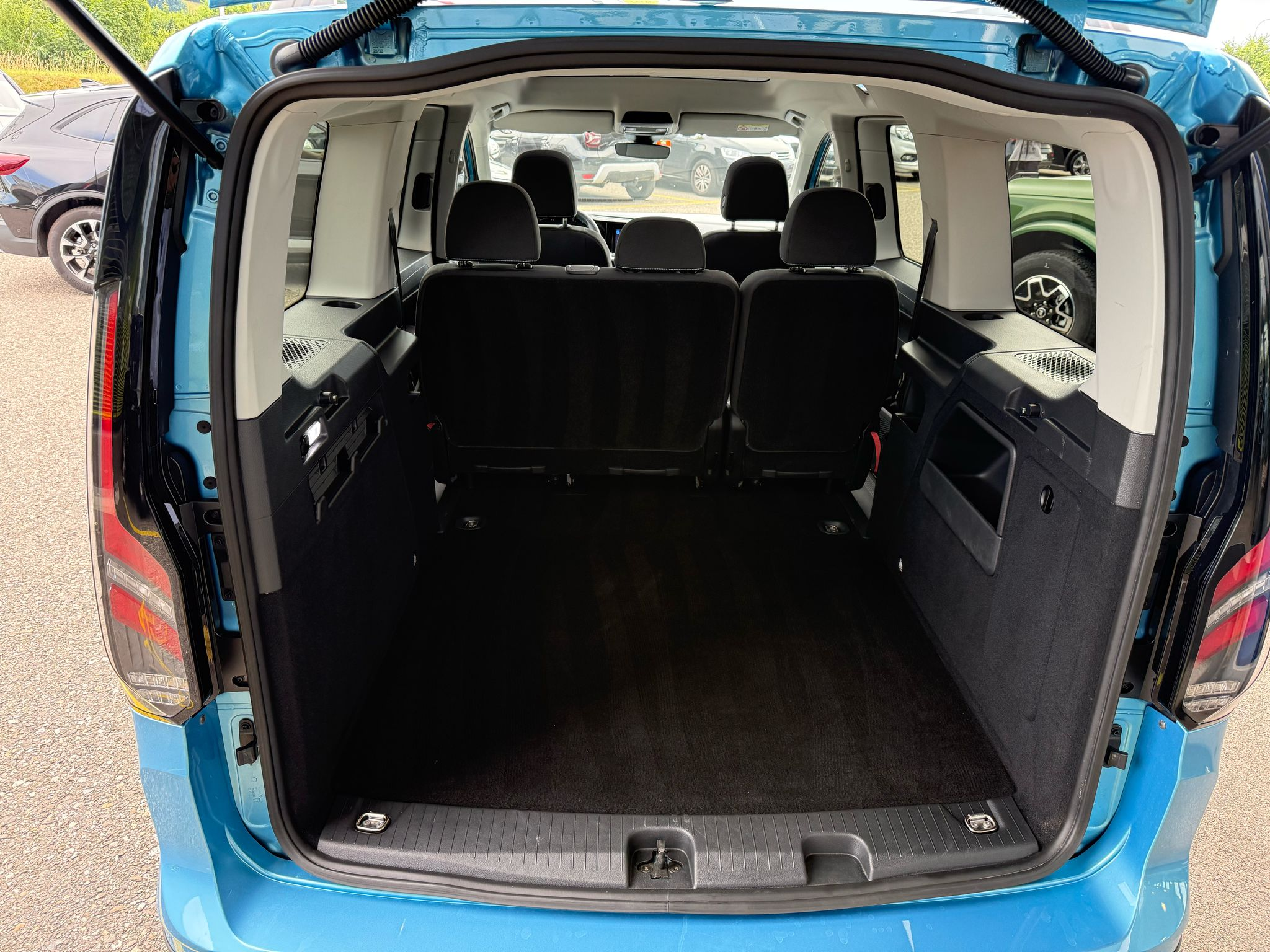 car-image-10