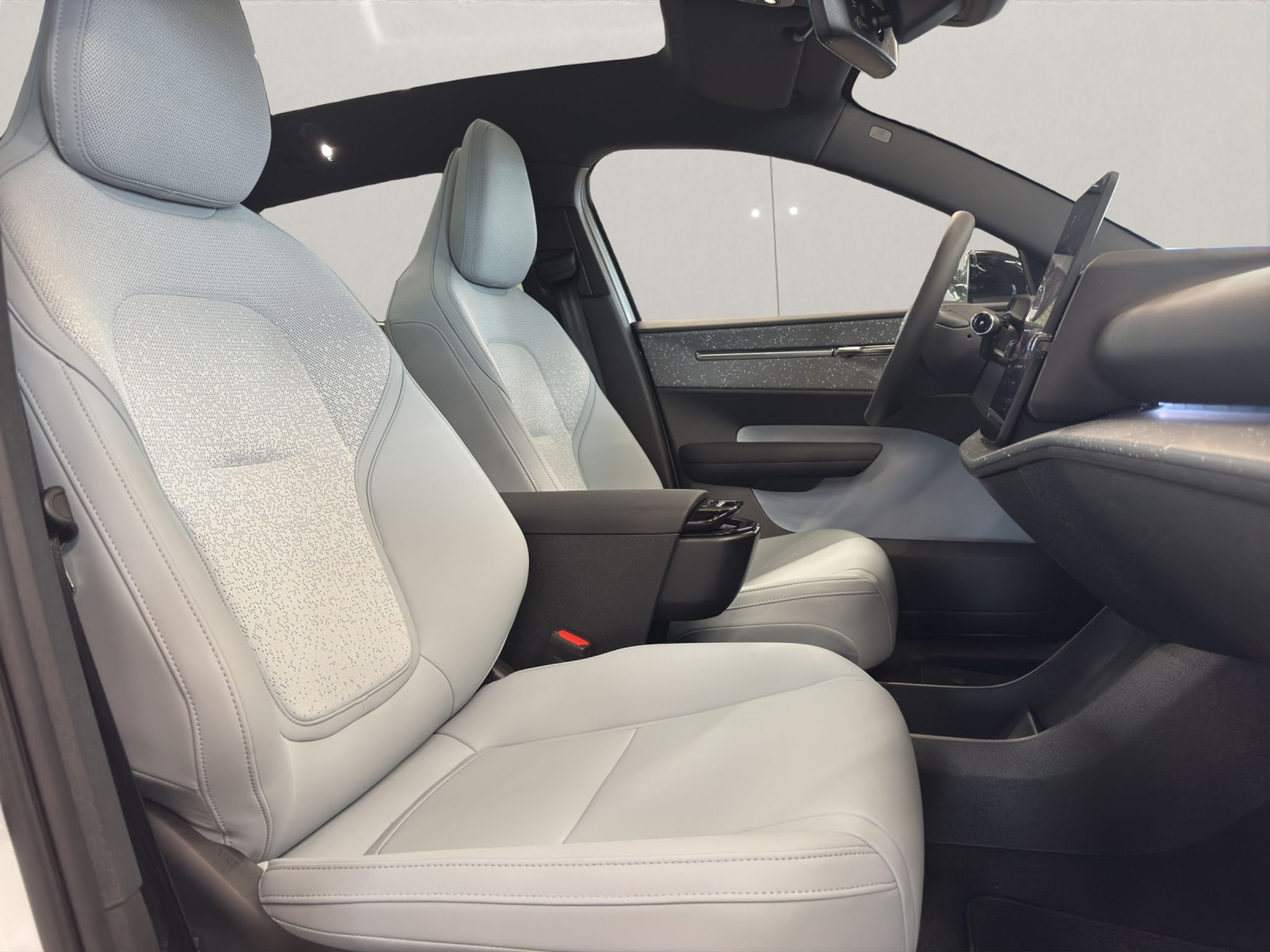 listing desktop thumbnail image 11