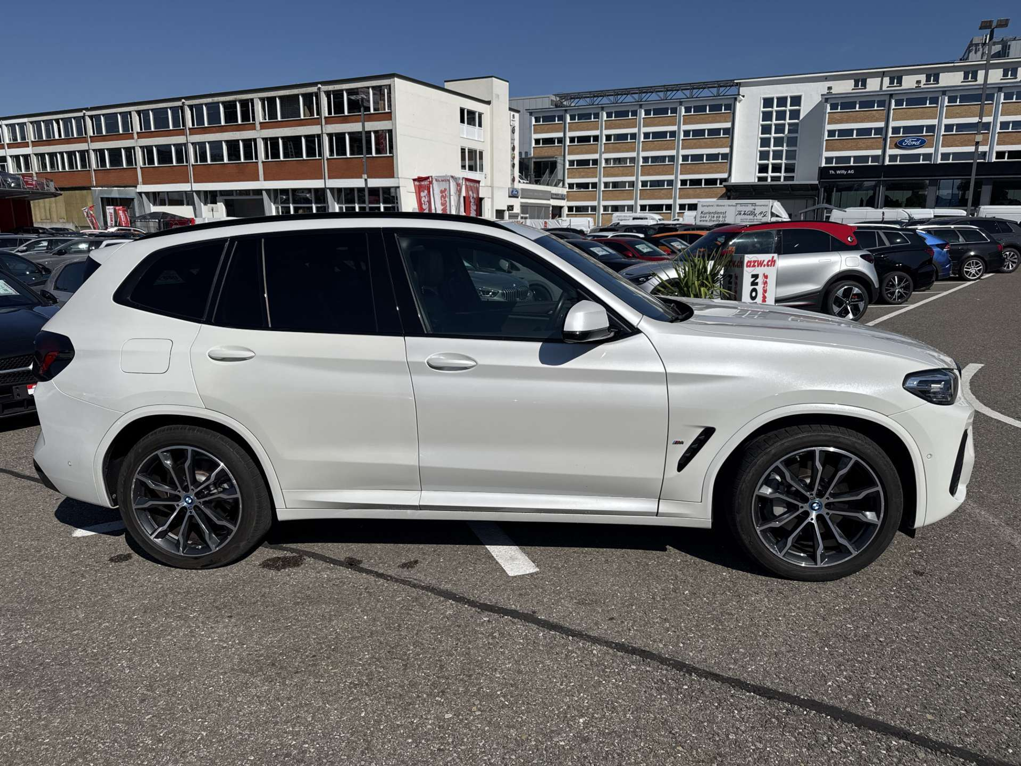 listing desktop thumbnail image 10