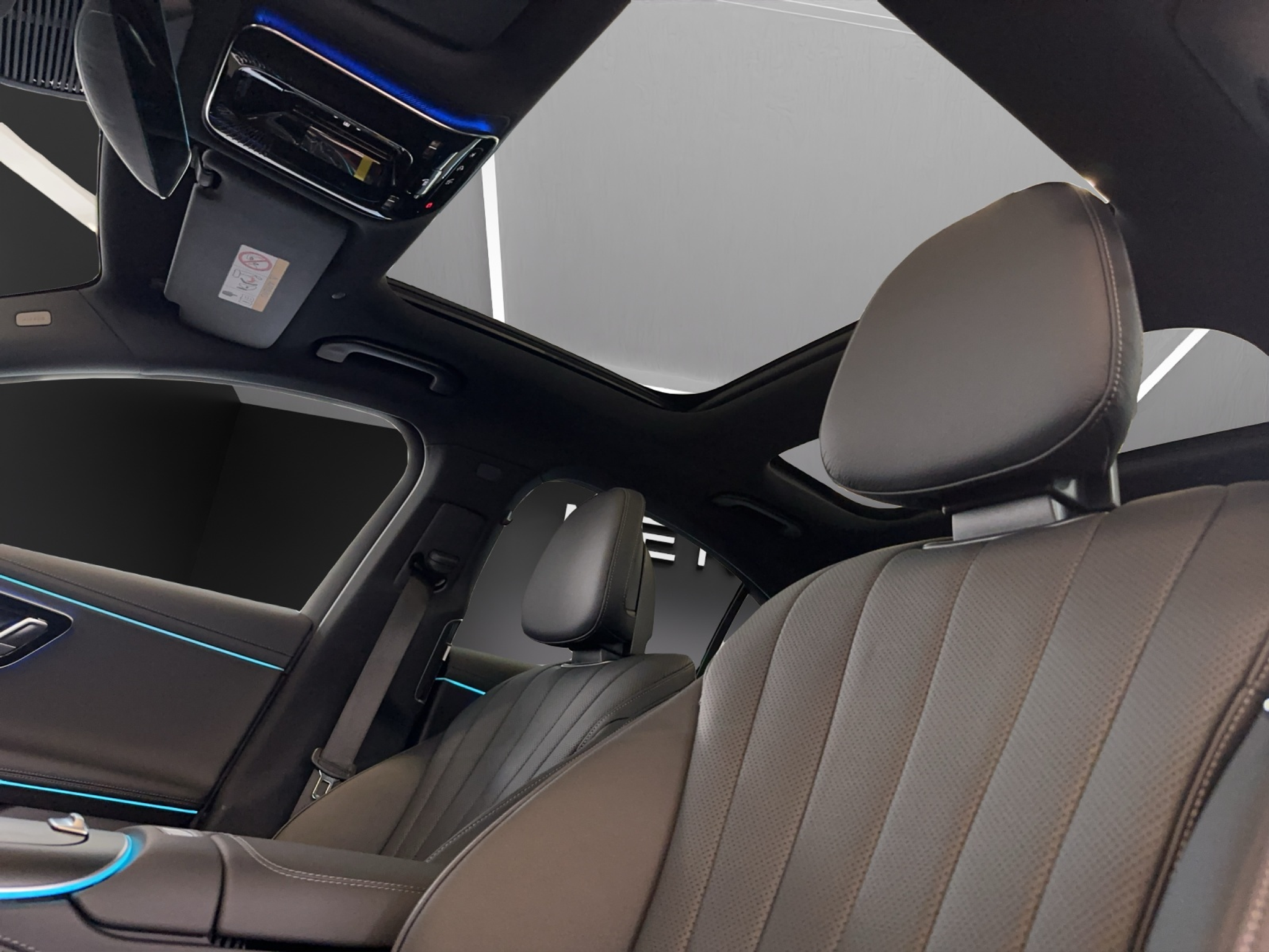 listing desktop thumbnail image 13