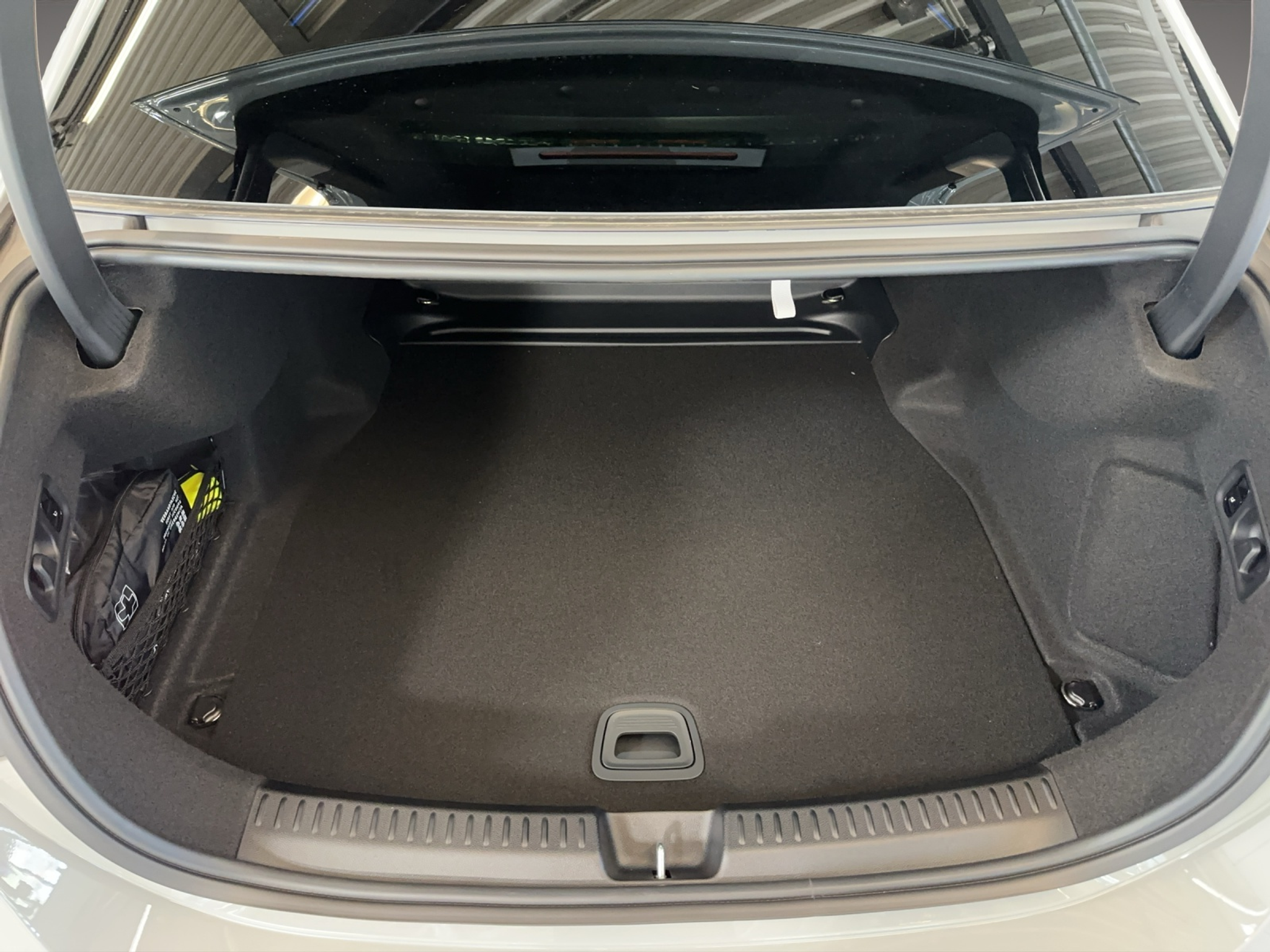 listing desktop thumbnail image 8