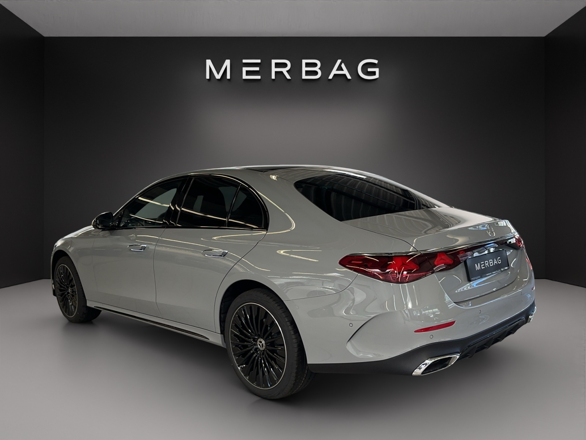 listing desktop thumbnail image 2