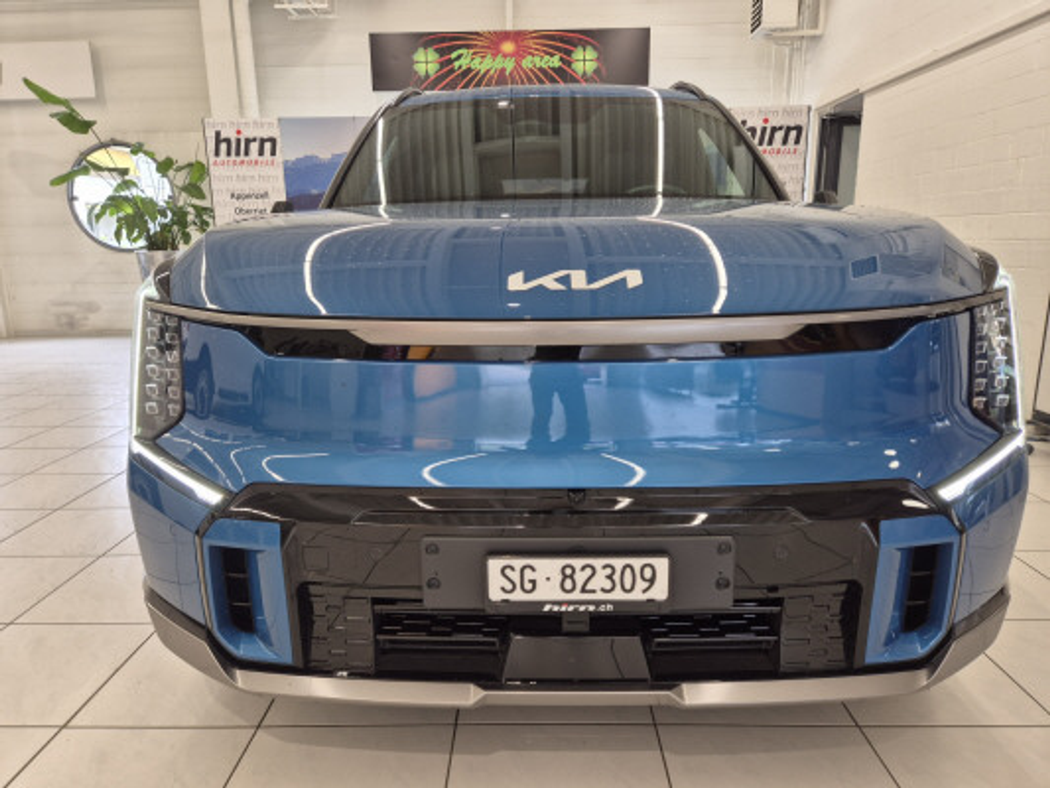 listing desktop thumbnail image 2