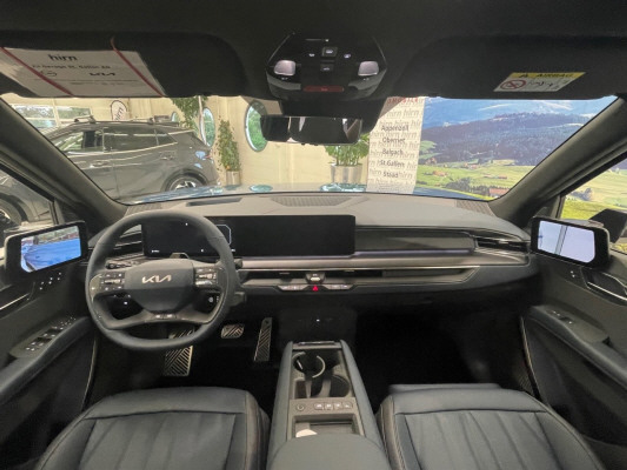 listing desktop thumbnail image 6