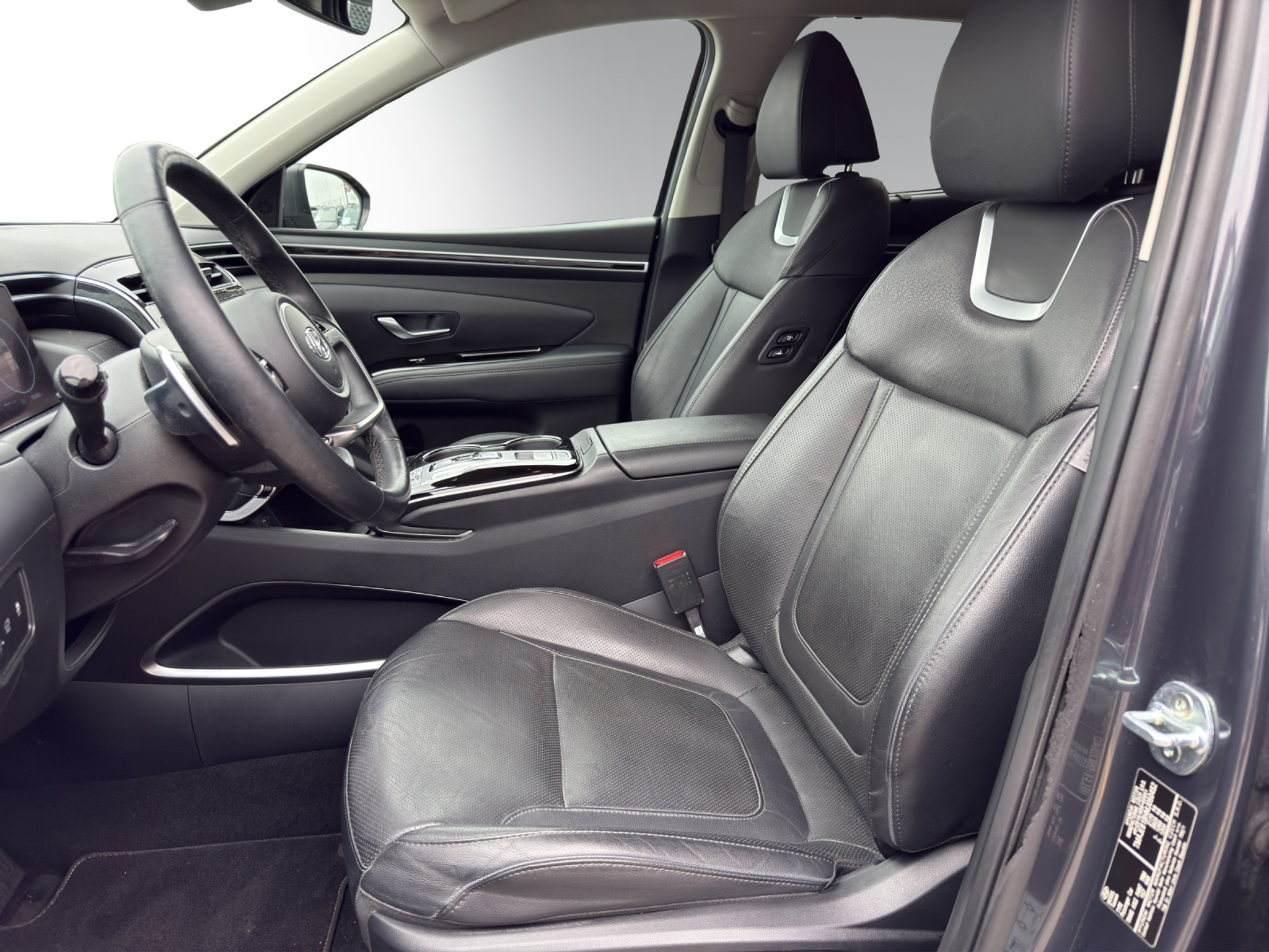 listing desktop thumbnail image 6