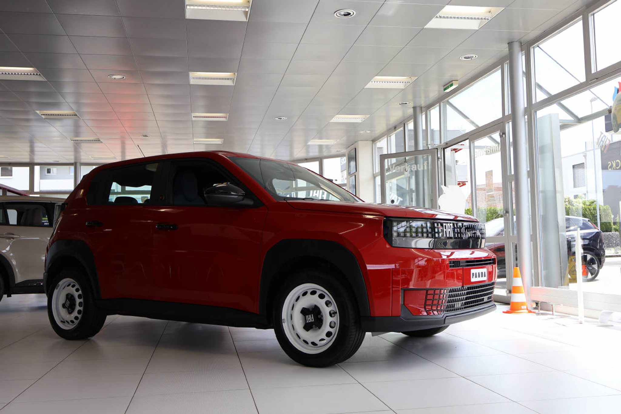 listing desktop thumbnail image 2