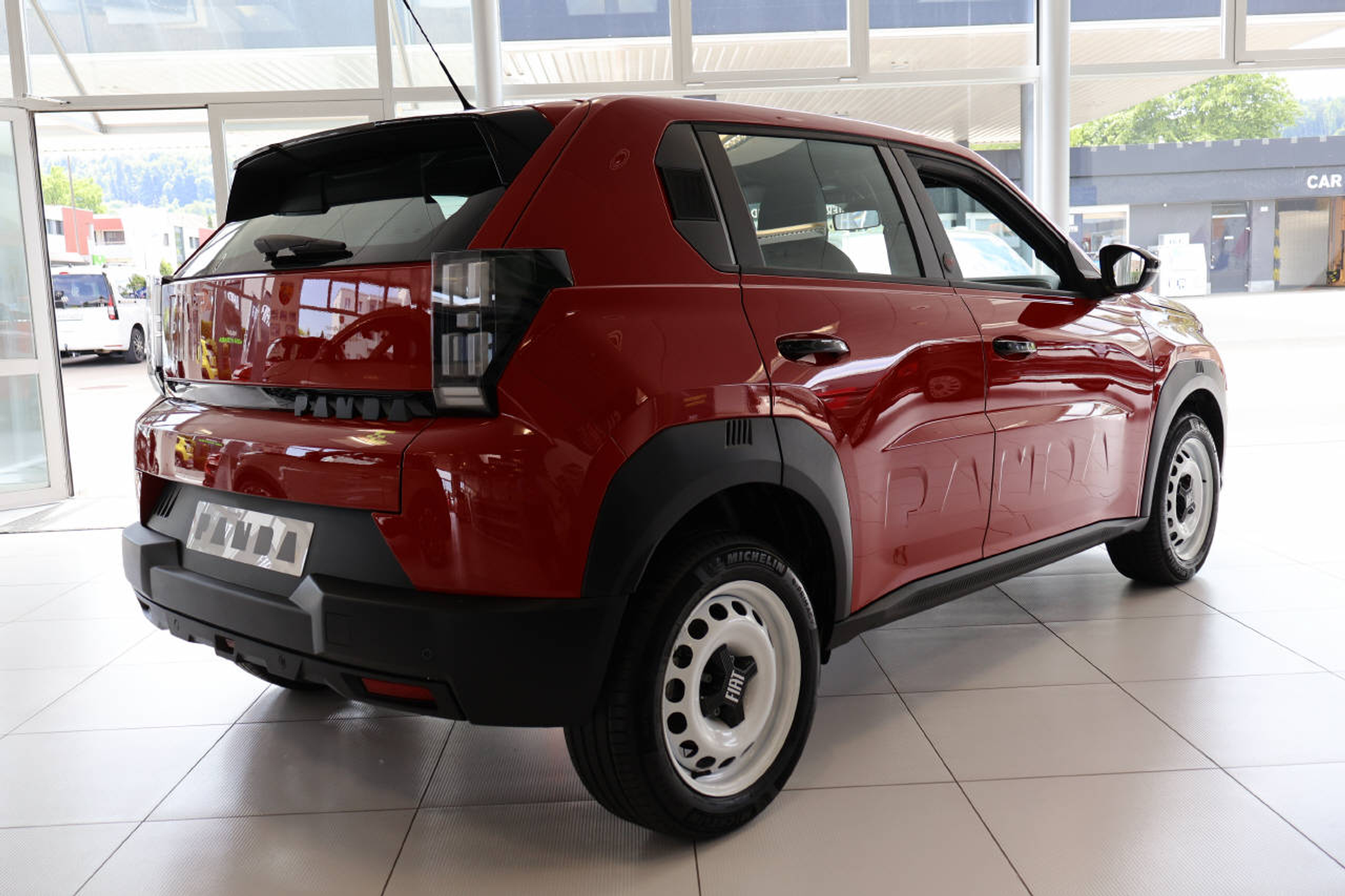 listing desktop thumbnail image 3