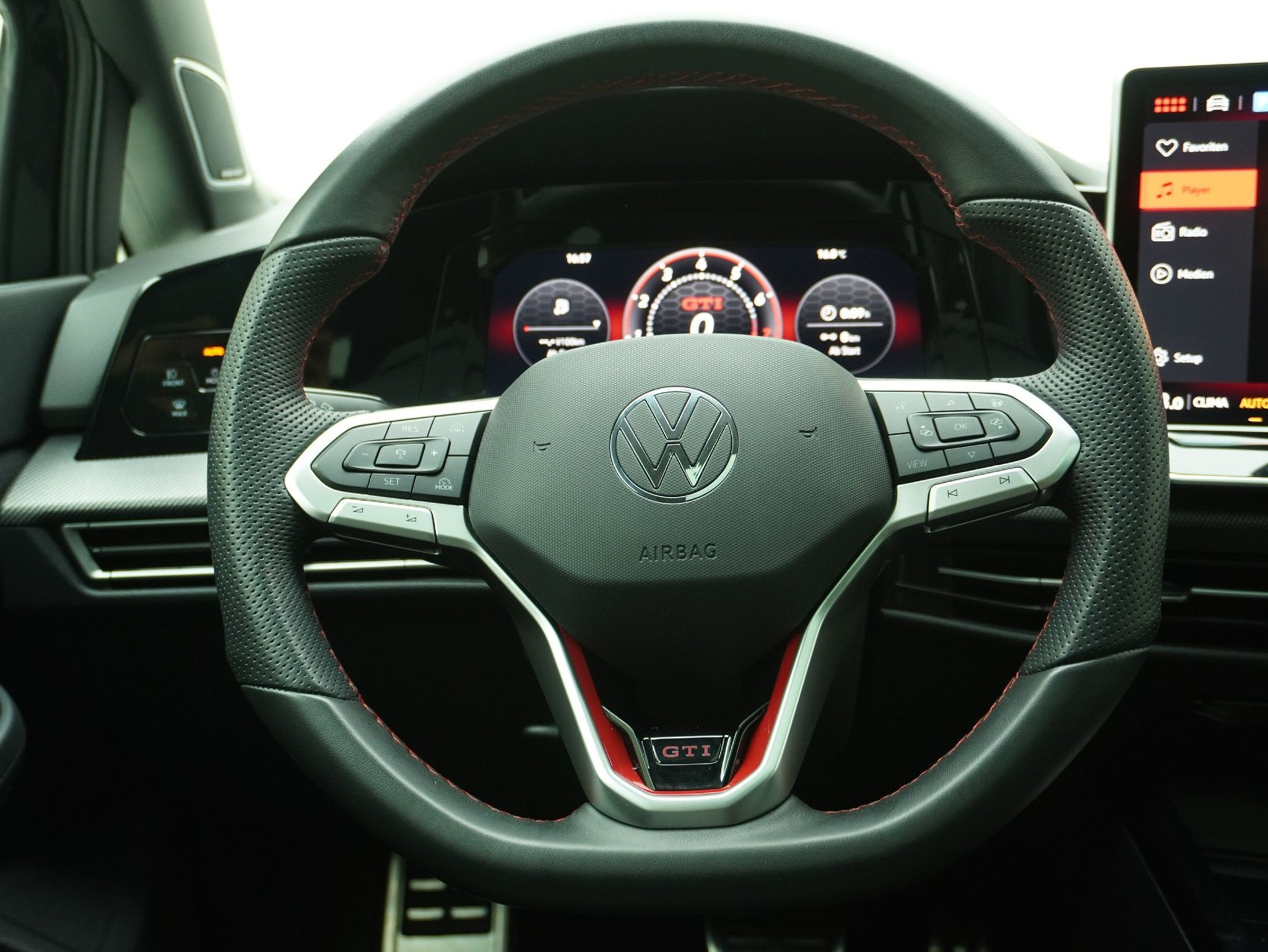 listing desktop thumbnail image 10