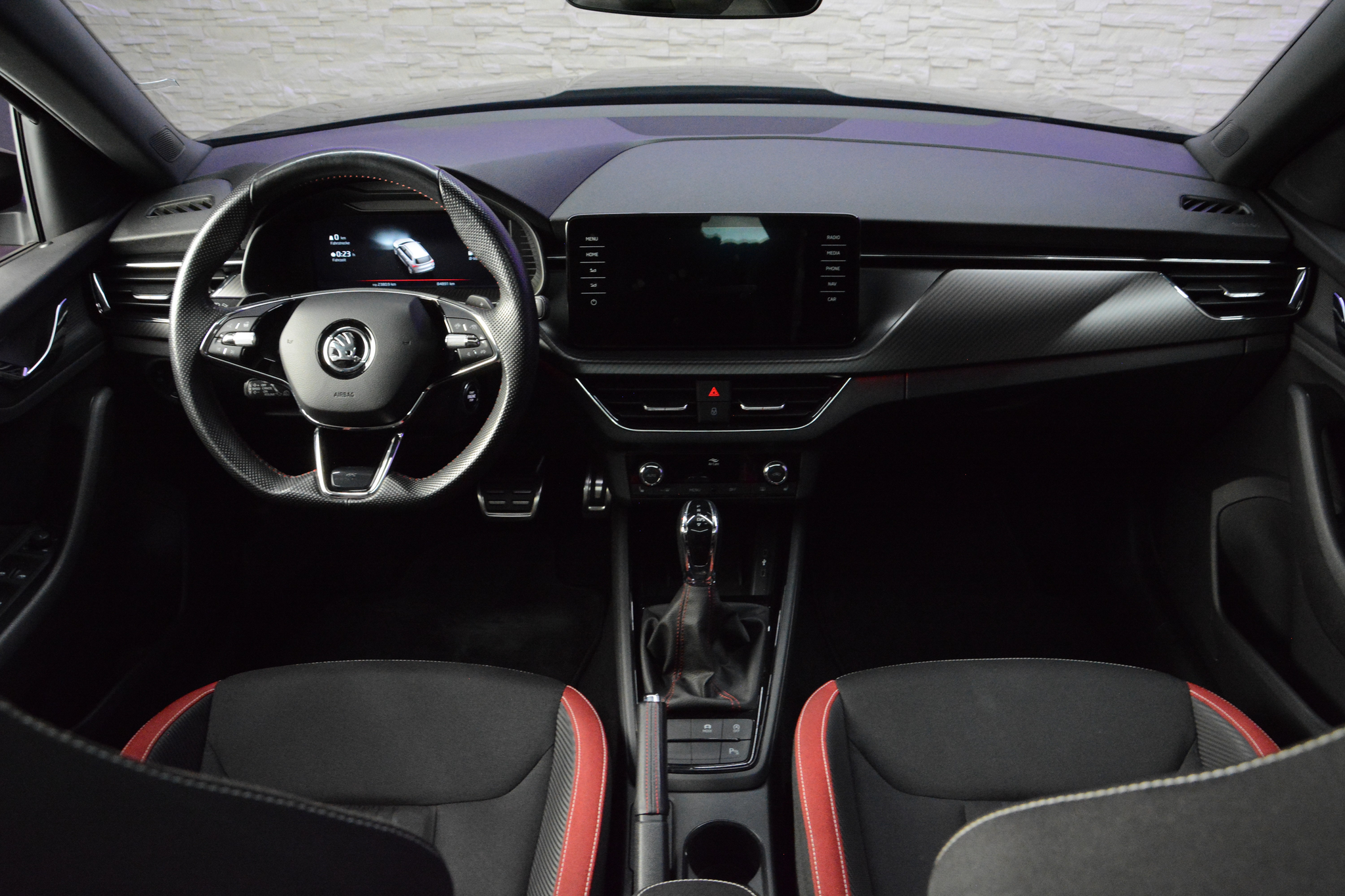 listing desktop thumbnail image 10