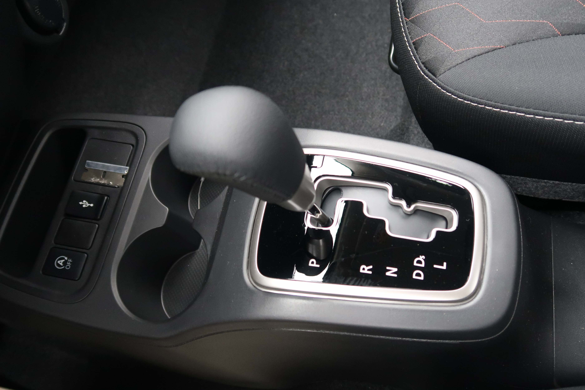 listing desktop thumbnail image 9