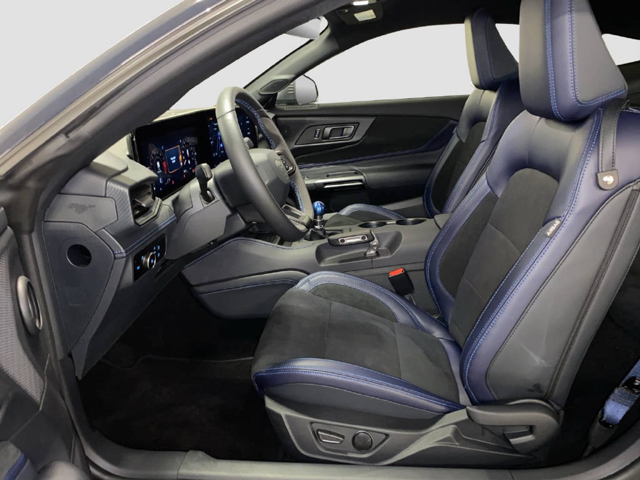 listing desktop thumbnail image 5