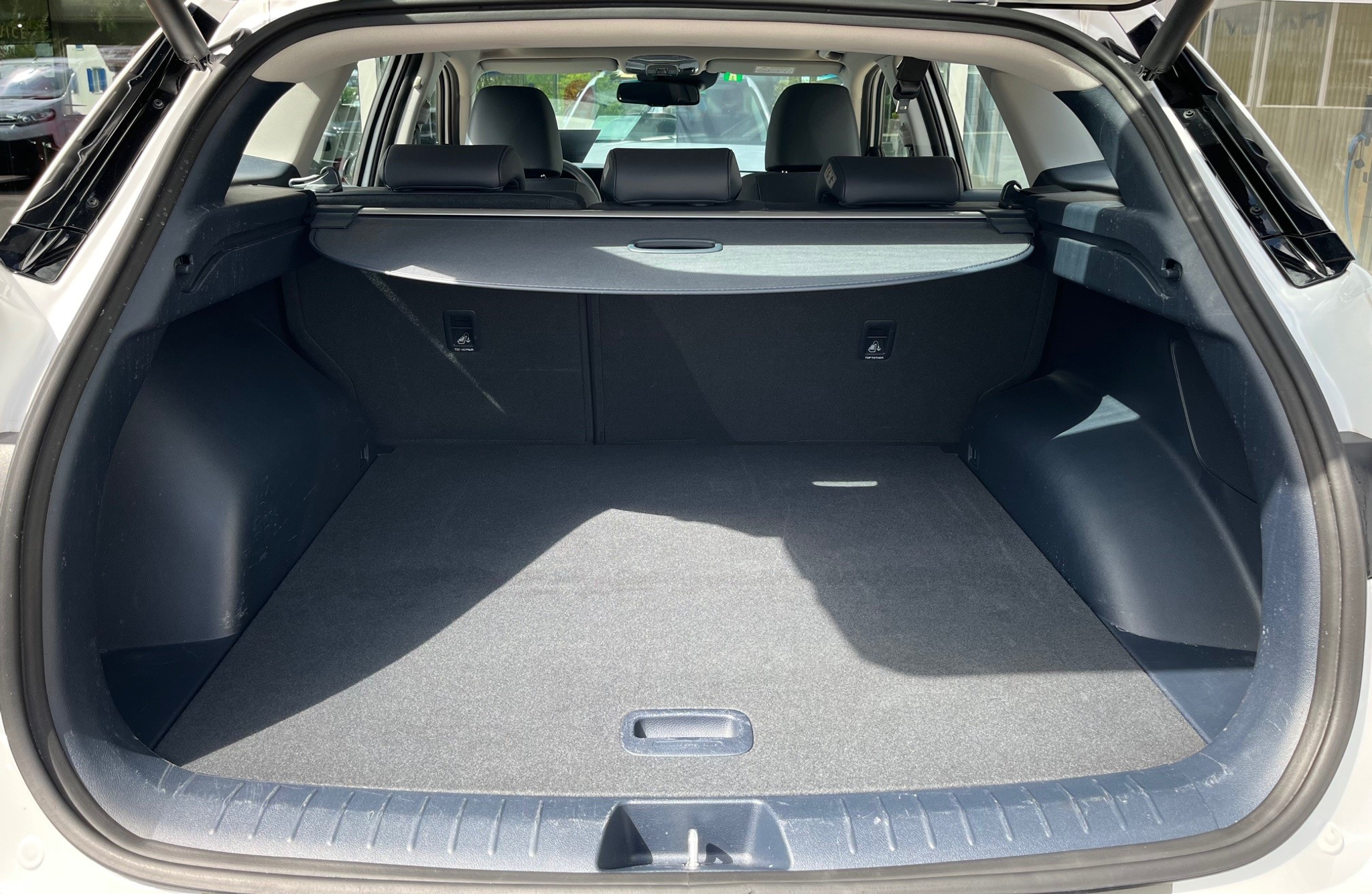 listing desktop thumbnail image 14