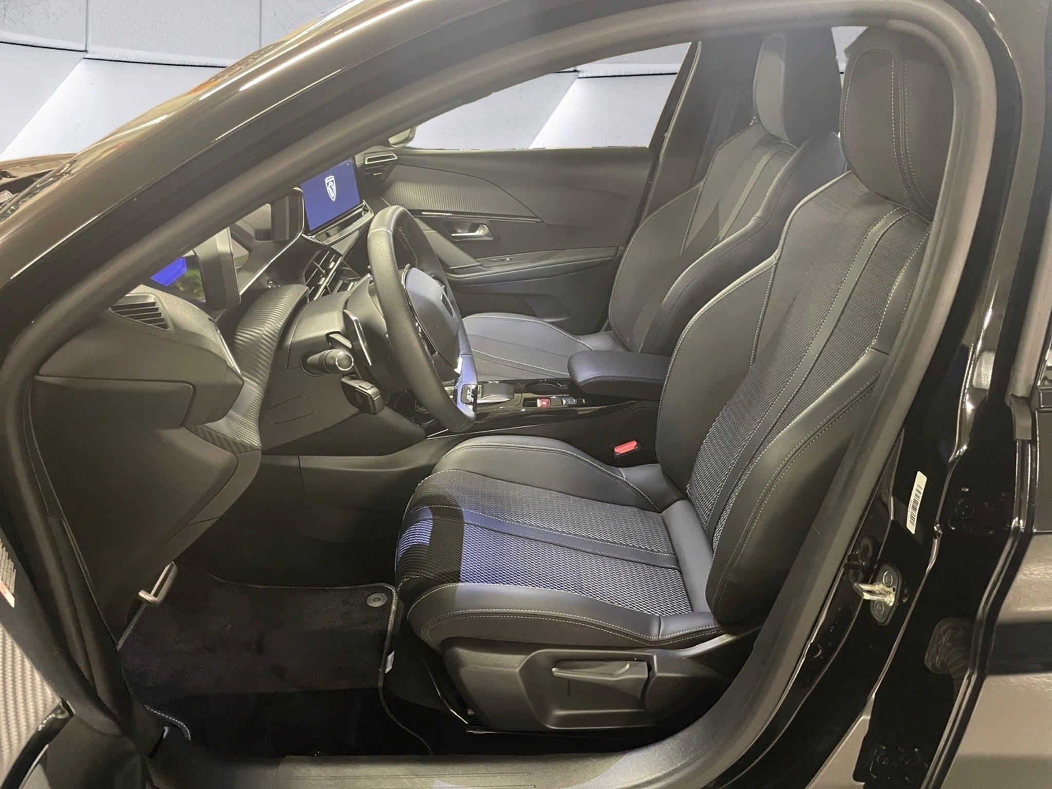 listing desktop thumbnail image 9