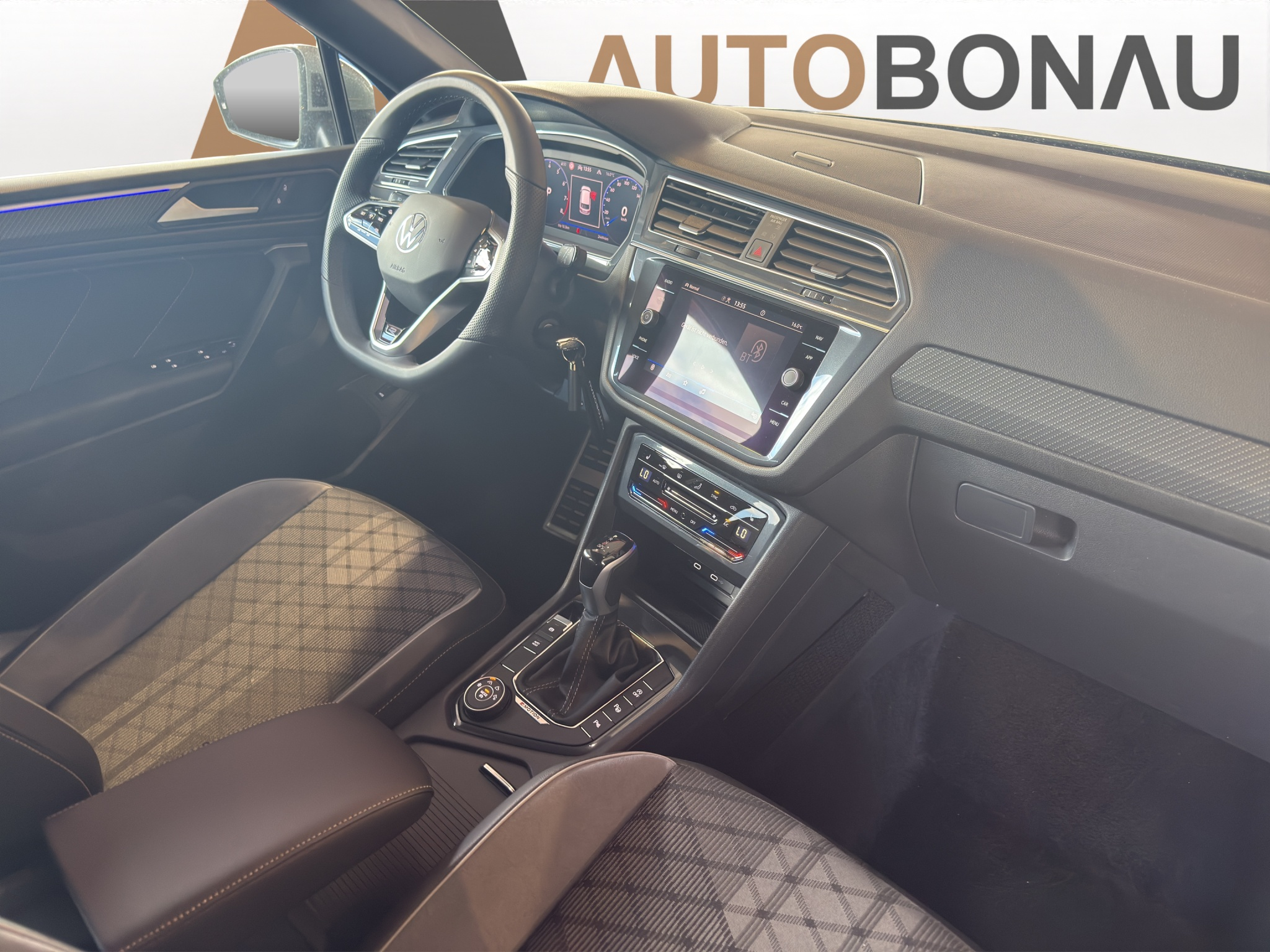 listing desktop thumbnail image 10