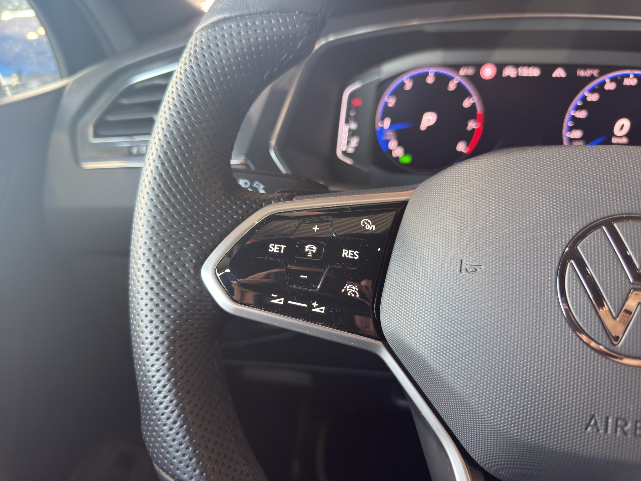 listing desktop thumbnail image 22