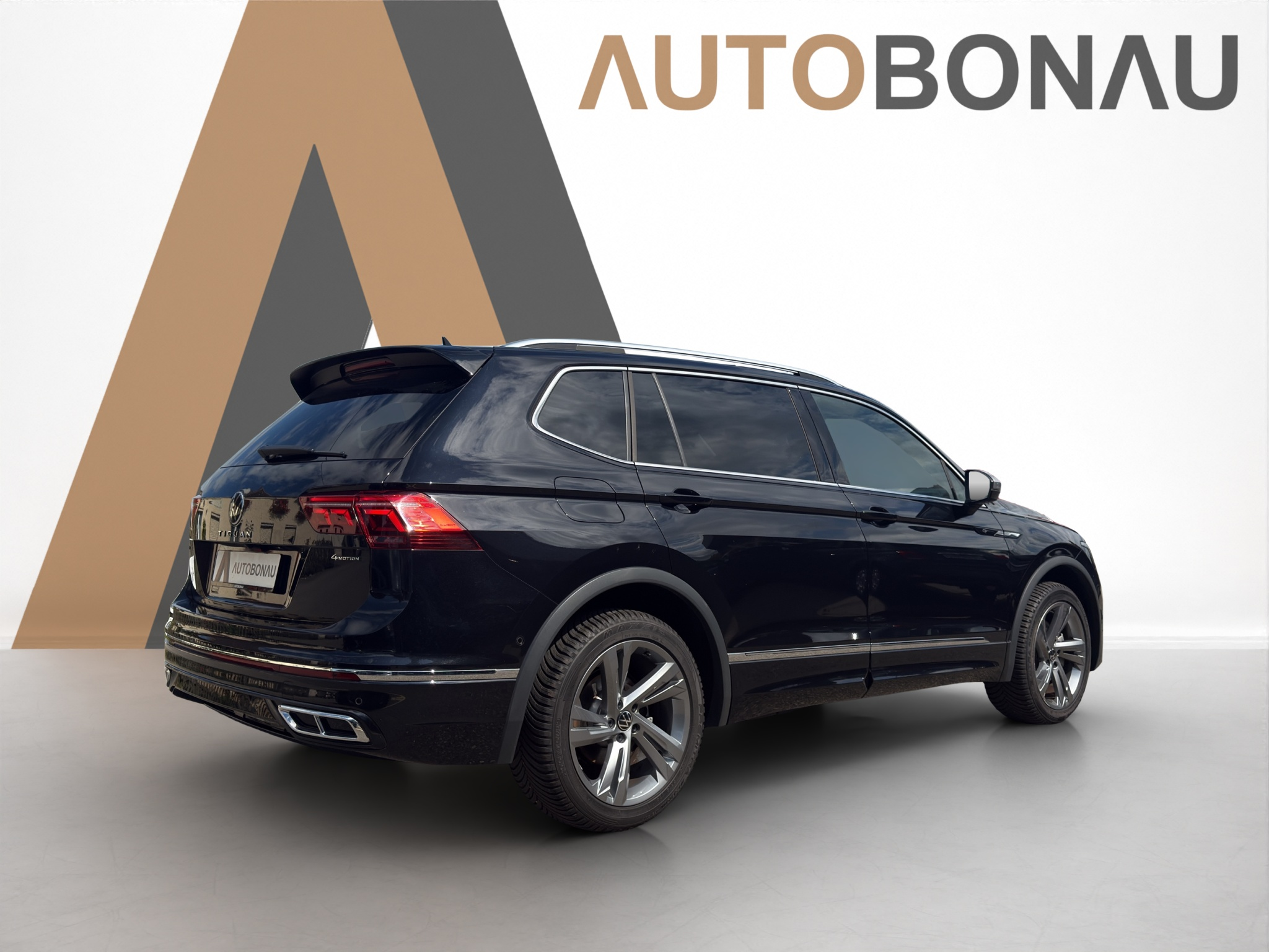 listing desktop thumbnail image 4