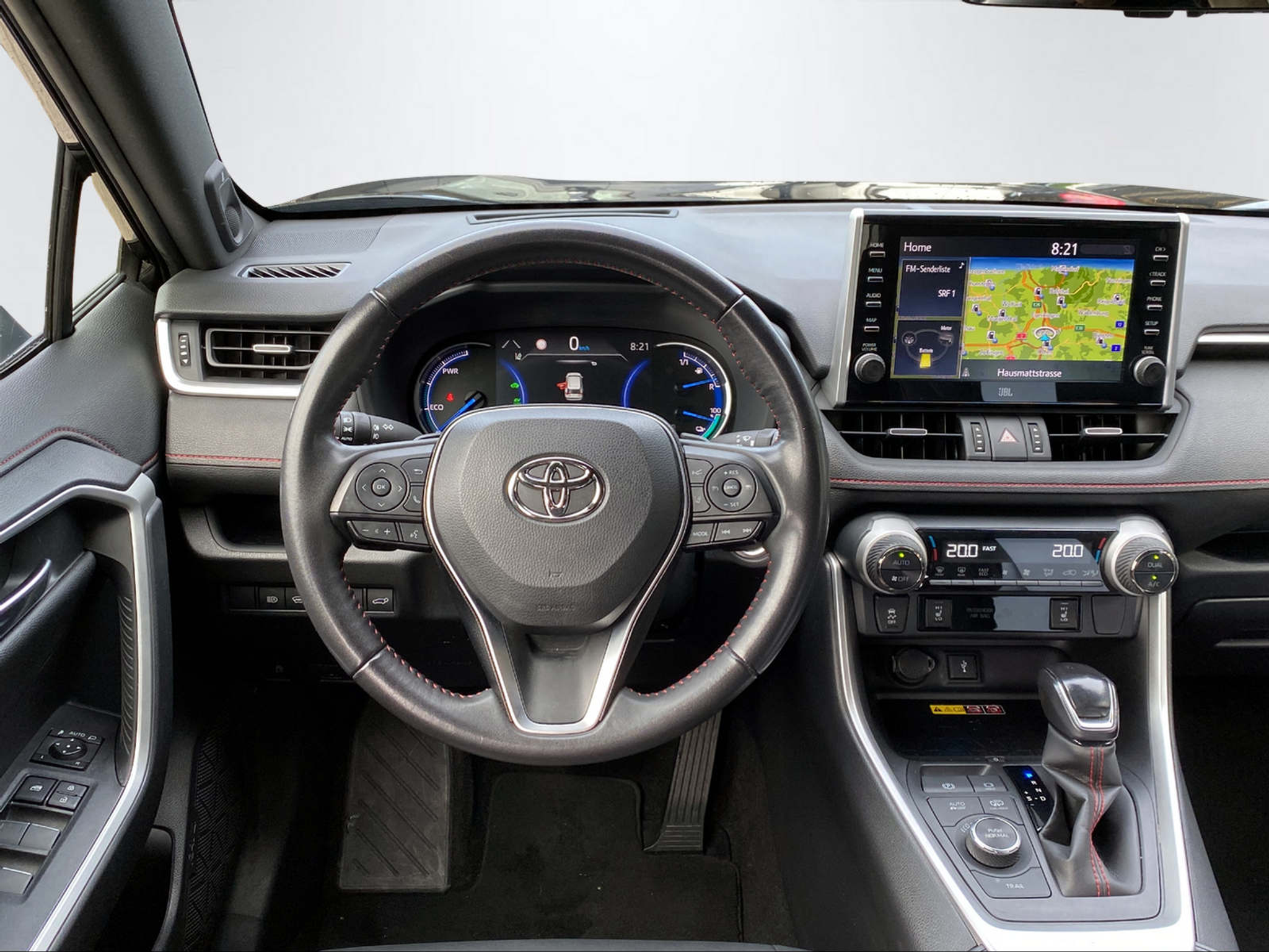 listing desktop thumbnail image 12