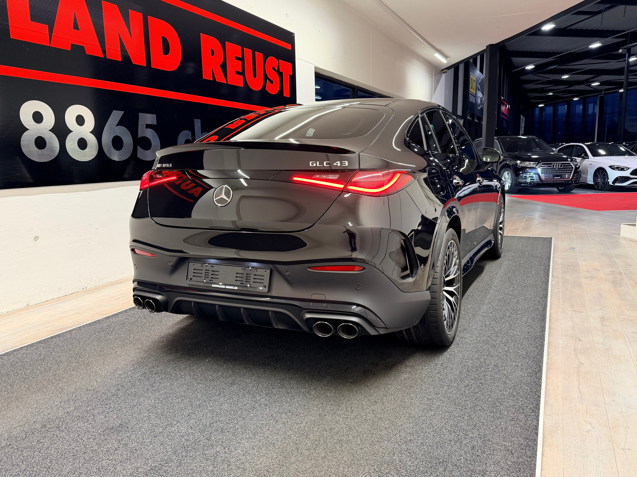 listing desktop thumbnail image 7