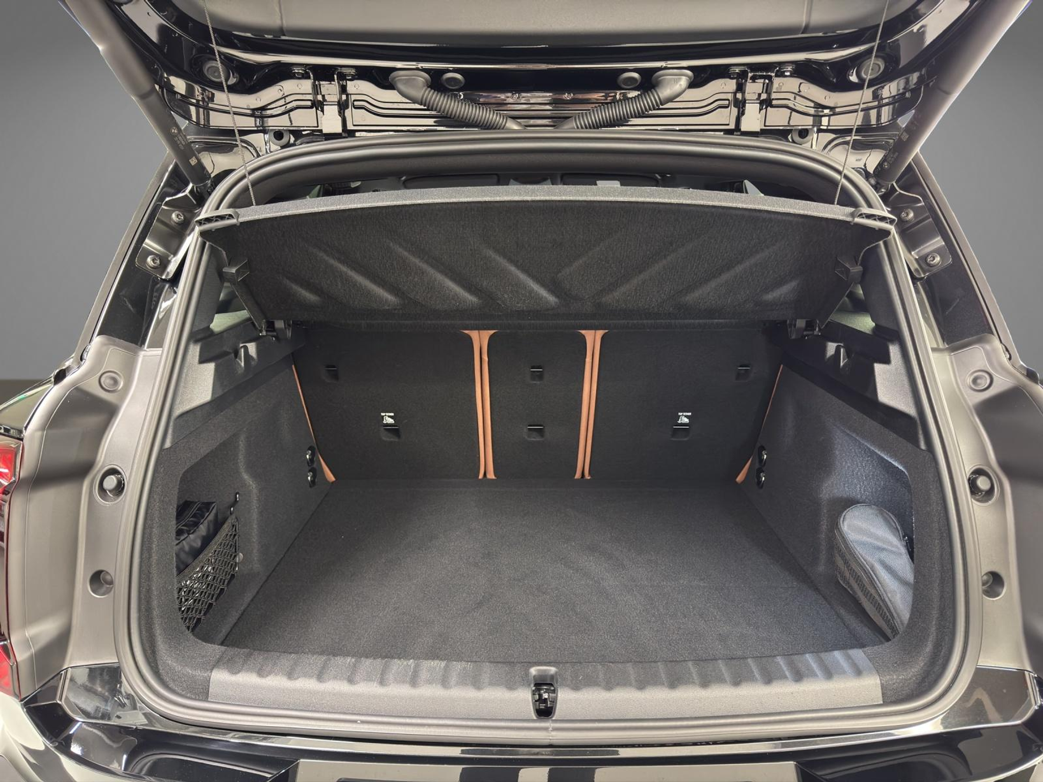 listing desktop thumbnail image 9