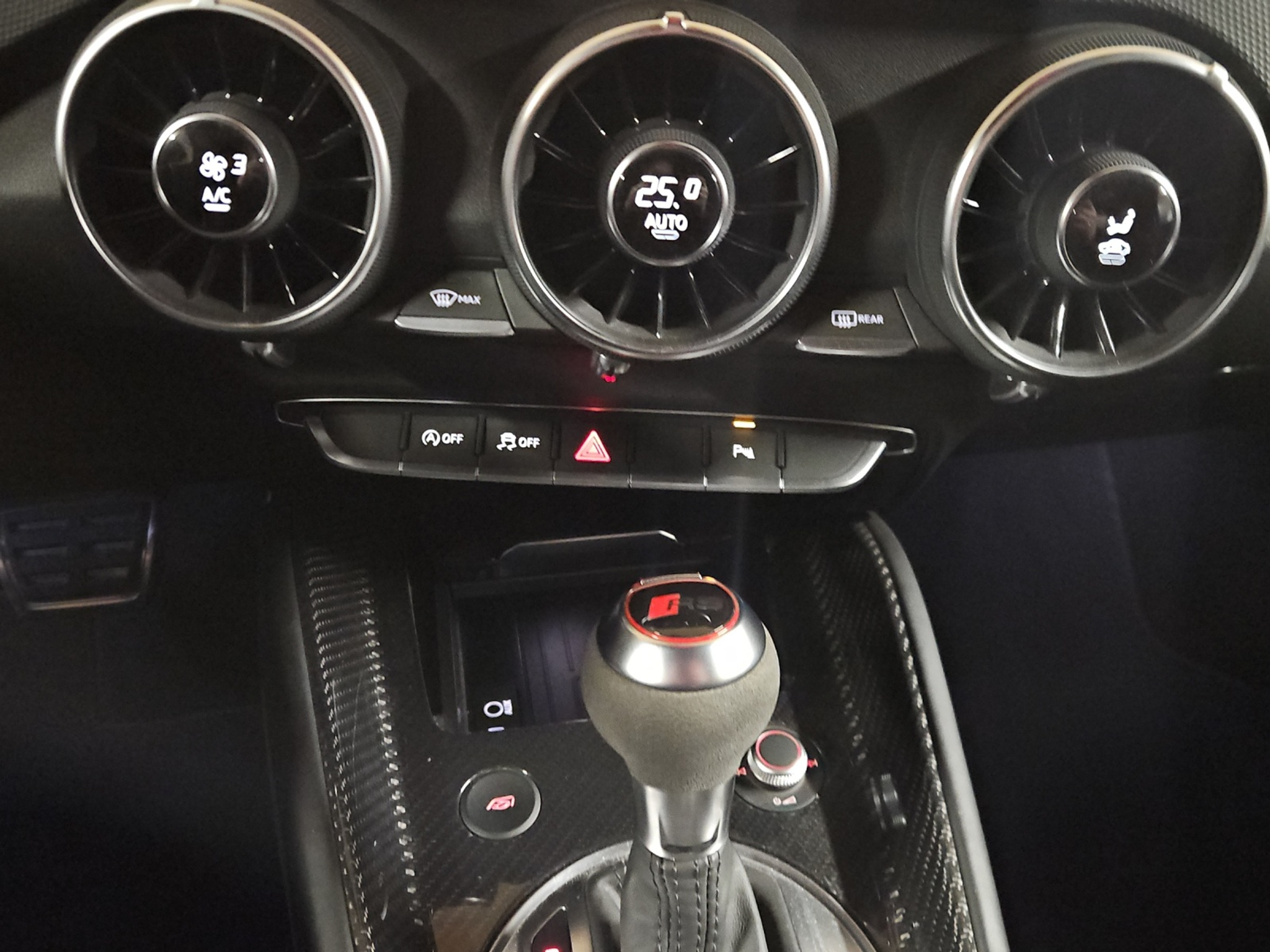 listing desktop thumbnail image 18