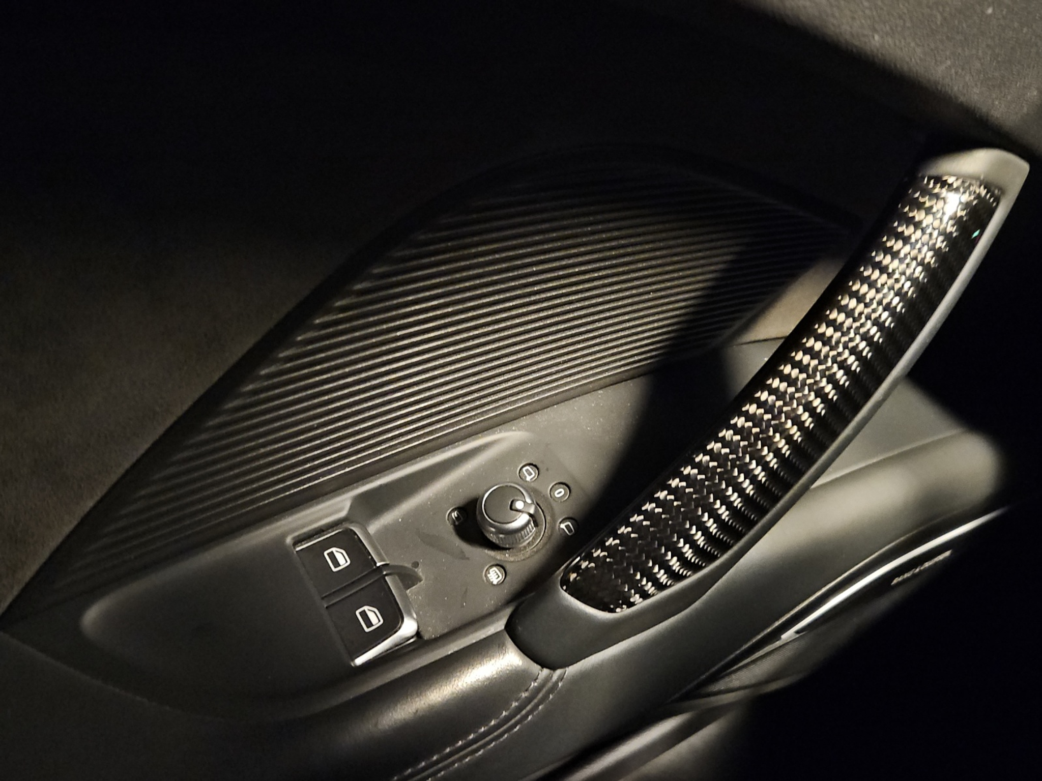 listing desktop thumbnail image 21