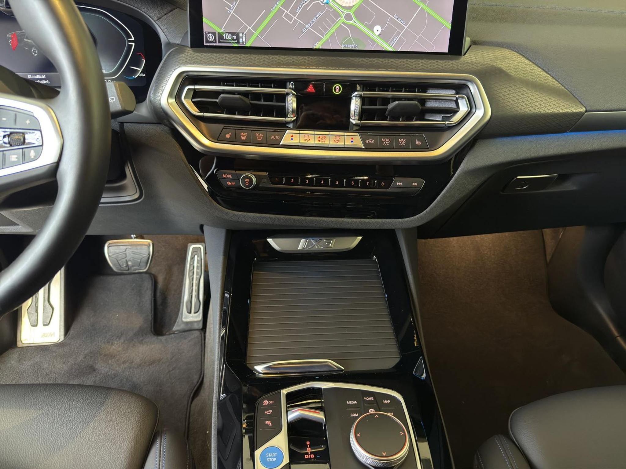 listing desktop thumbnail image 13