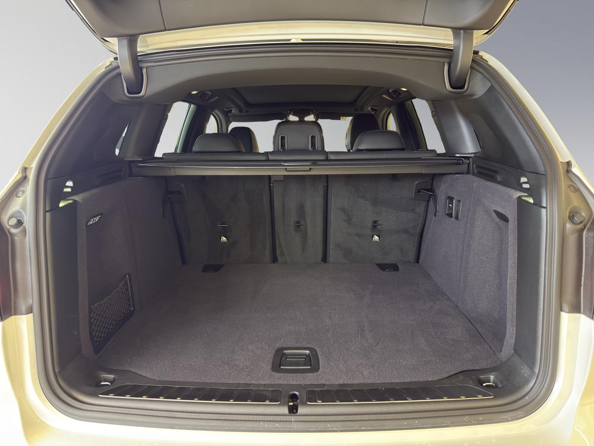 listing desktop thumbnail image 17