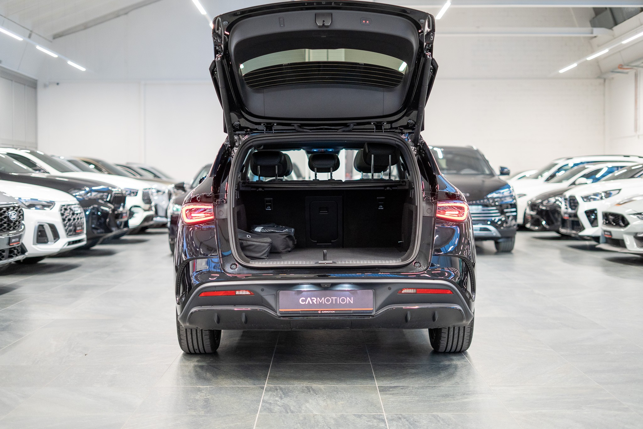 listing desktop thumbnail image 5