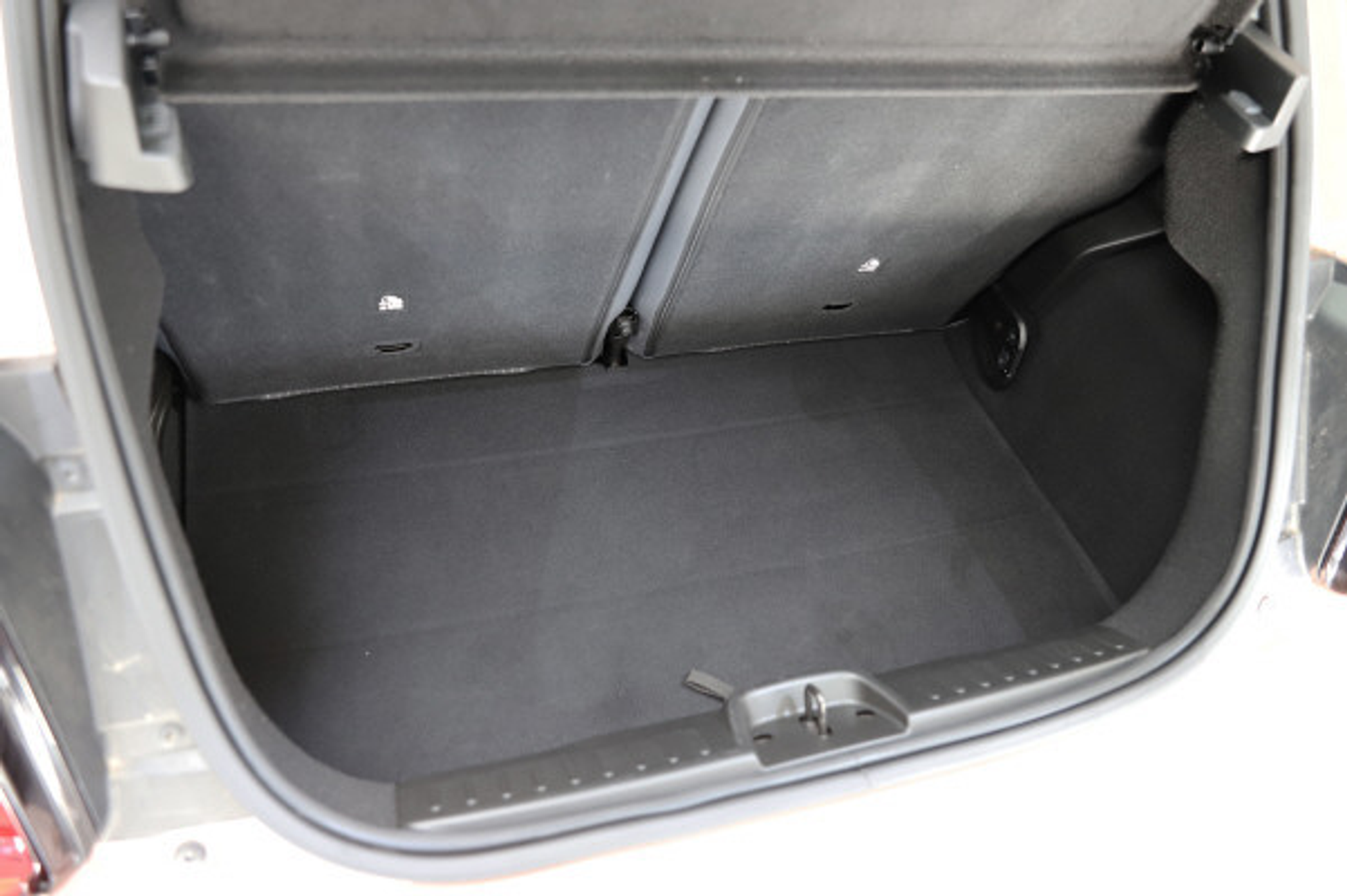 listing desktop thumbnail image 11