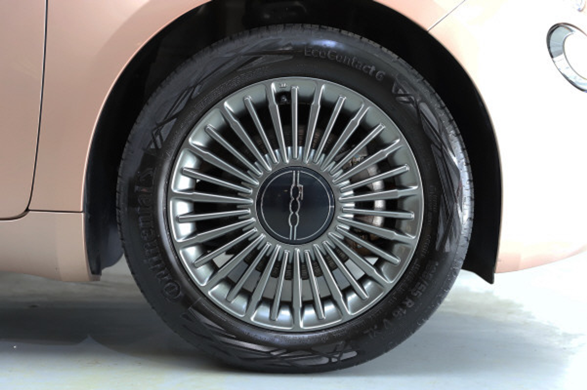 listing desktop thumbnail image 12